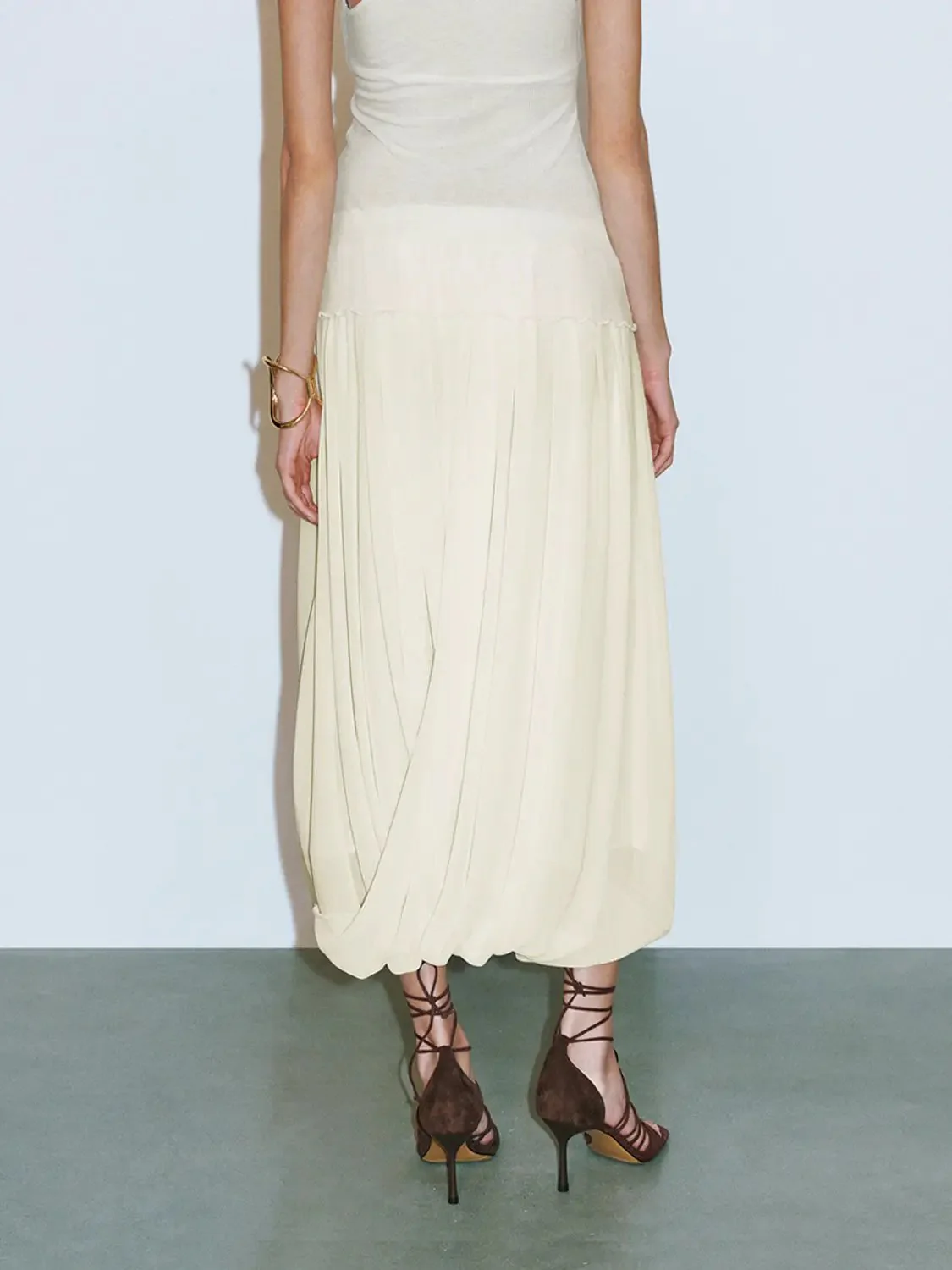 1192-elegant-draped-pleated-maxi-soft-ivory-skirt-3.webp Elegant Draped Pleated Maxi Soft Ivory Skirt