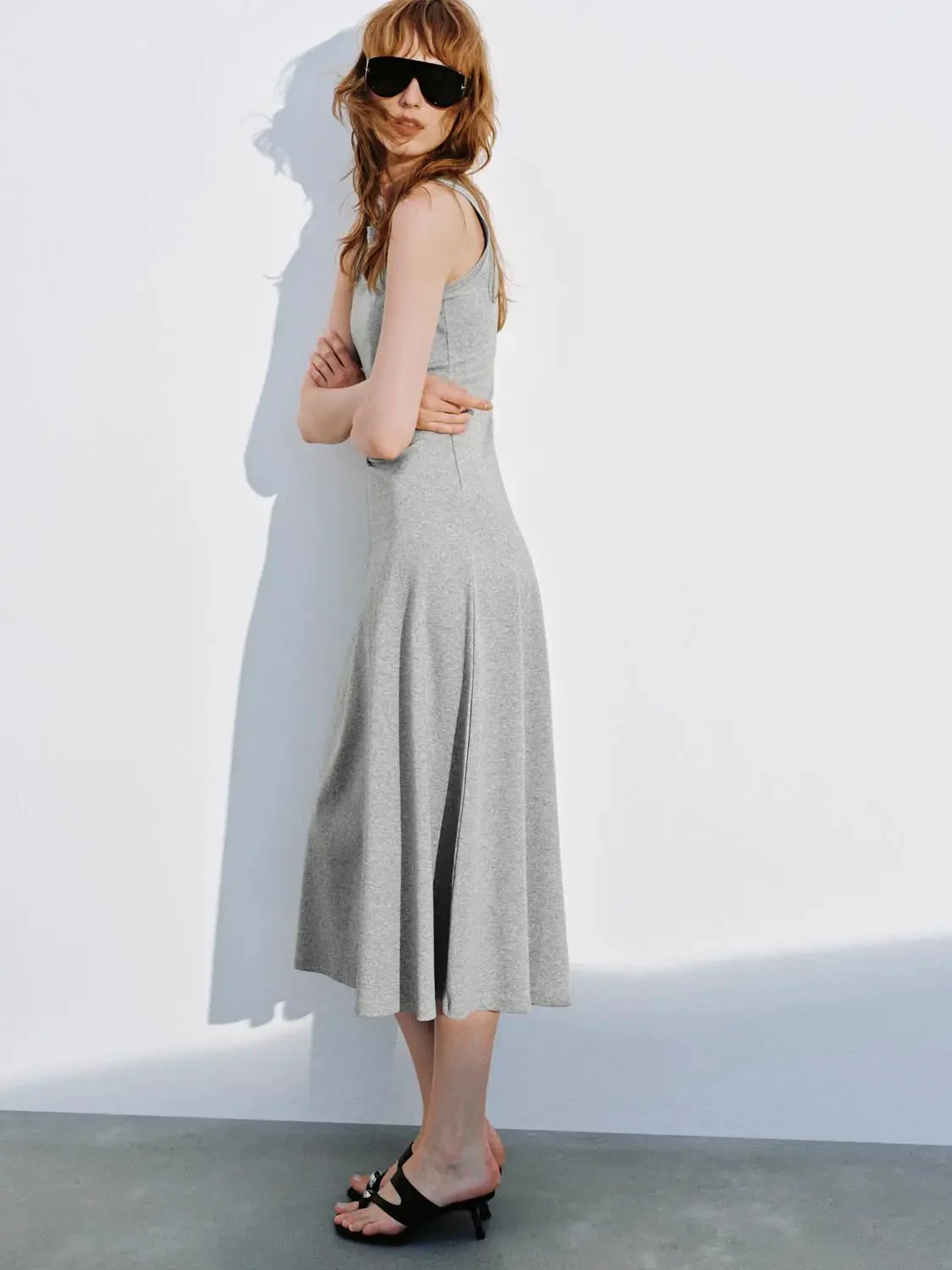 11998-cotton-blend-sleeveless-a-line-midi-dress-2.webp Cotton Blend Sleeveless A Line Midi Dress