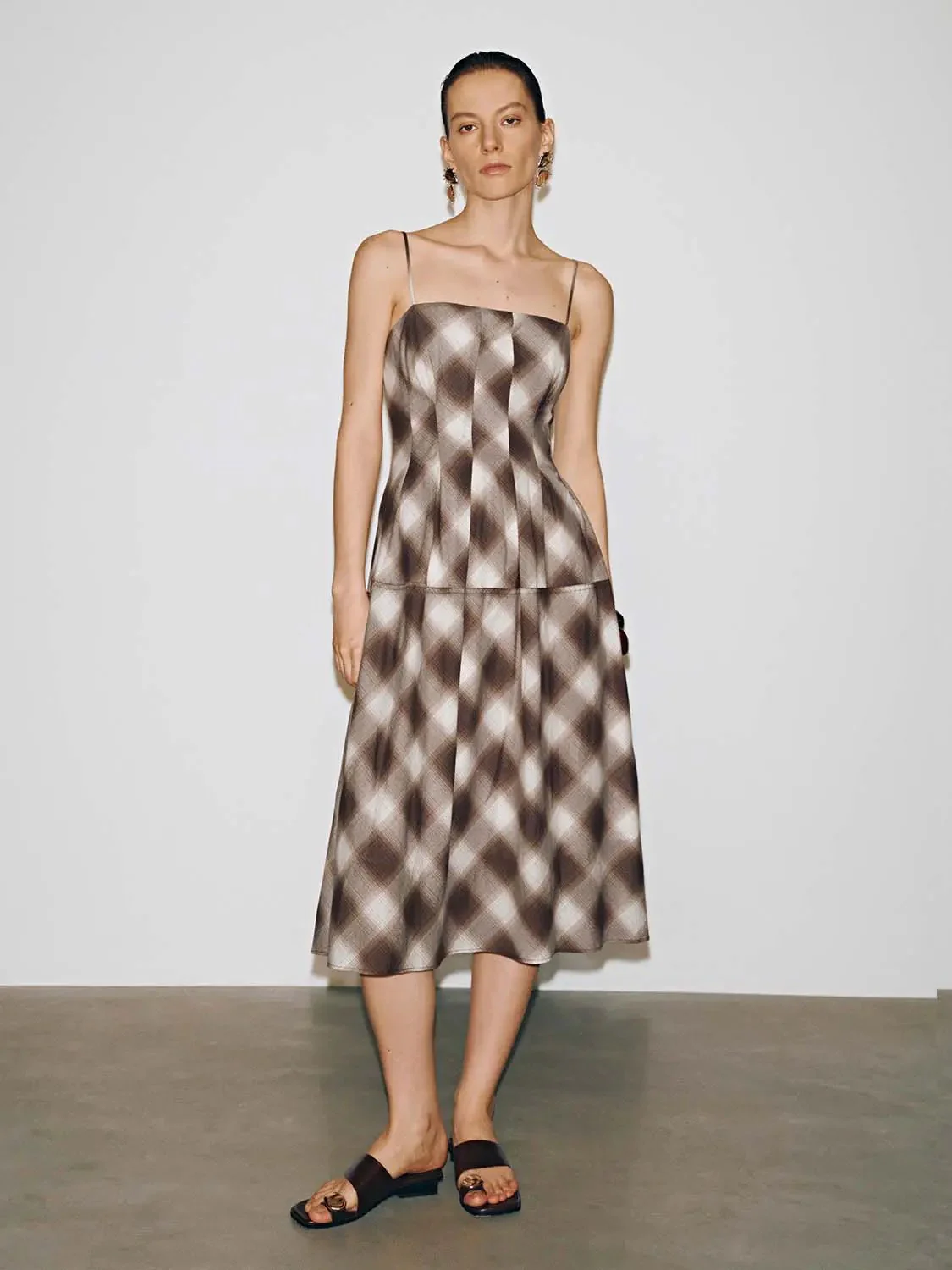 12016-cotton-contrast-check-strappy-a-line-midi-dress-17.webp Cotton Contrast Check Strappy A-Line Midi Dress