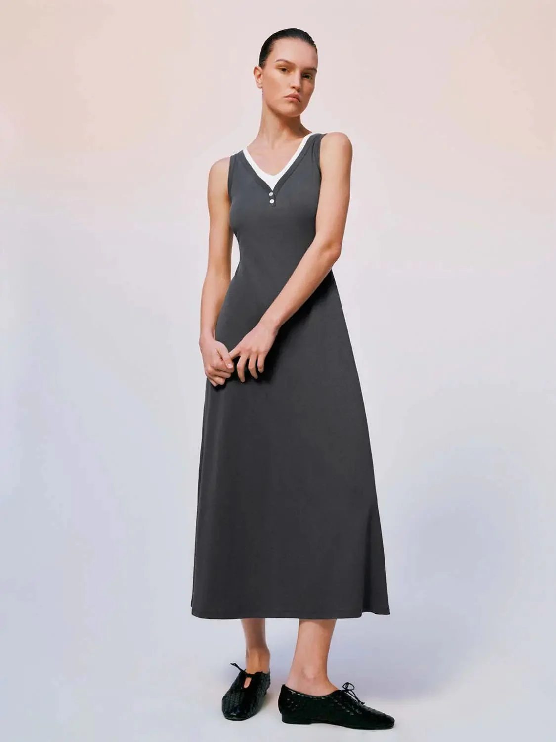 122-navy-sleeveless-a-line-midi-with-white-trim-dress-18.webp Navy Sleeveless A-Line Midi With White Trim Dress
