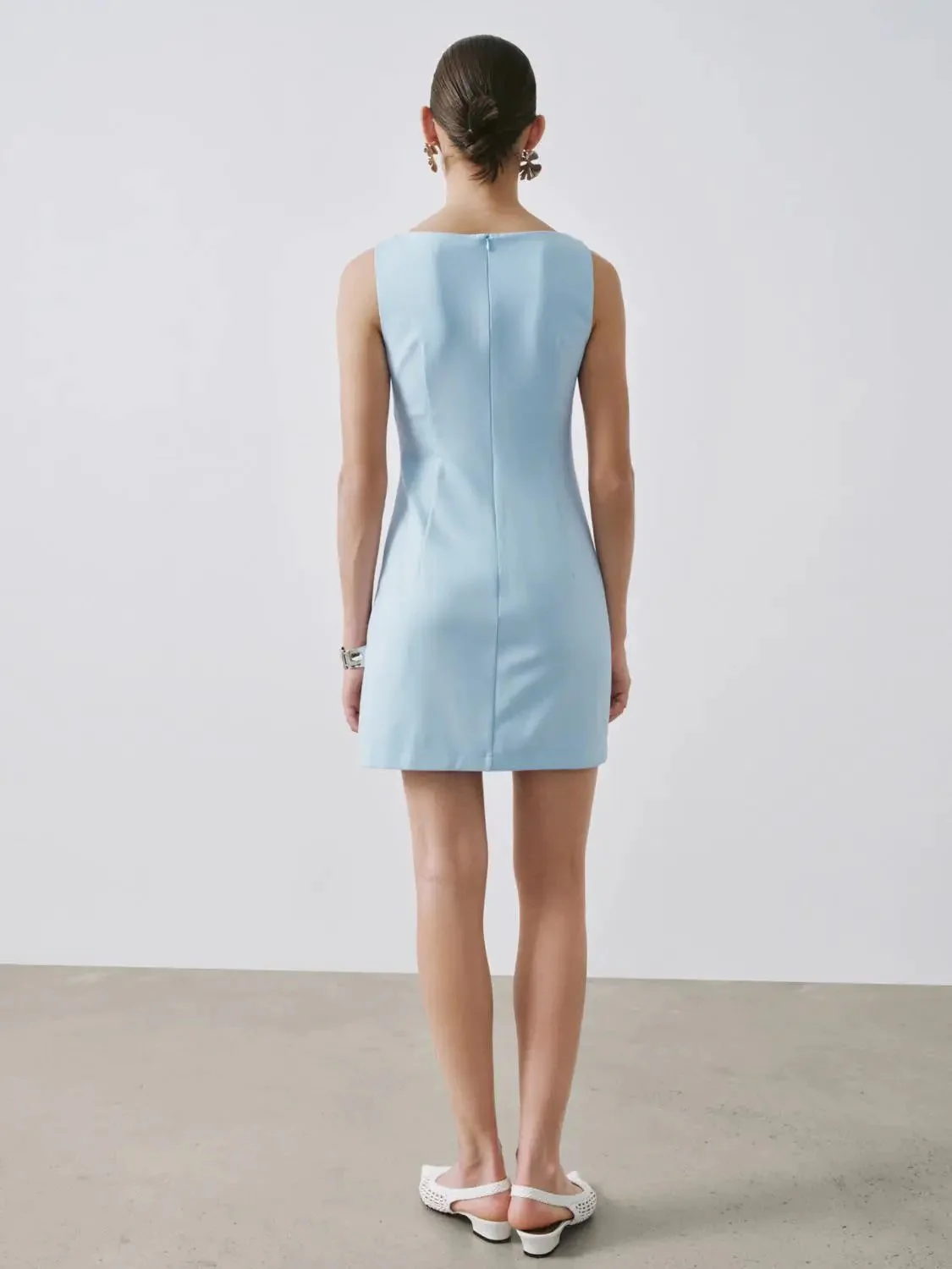 12202-ruched-boat-neck-sleeveless-aline-dress-with-stretch-dresses-6.webp Ruched Boat Neck Sleeveless Aline Dress With Stretch Dresses