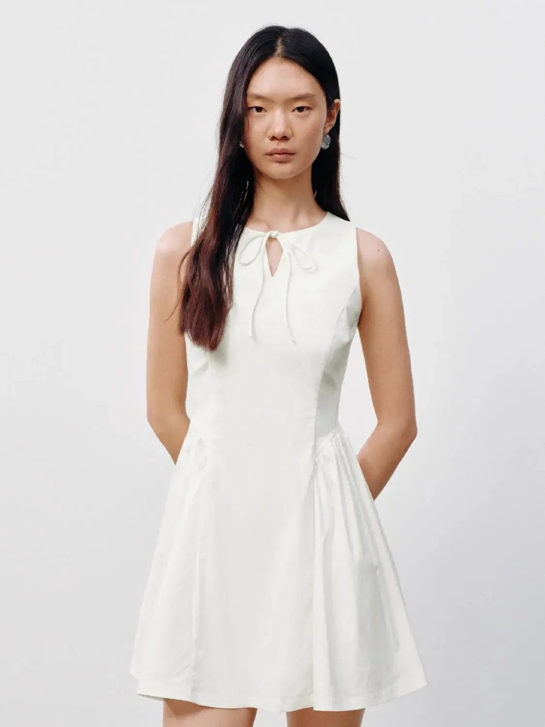 12291-viscose-blend-a-line-sleeveless-tie-neck-dress-1.webp Viscose Blend A Line Sleeveless Tie Neck Dress