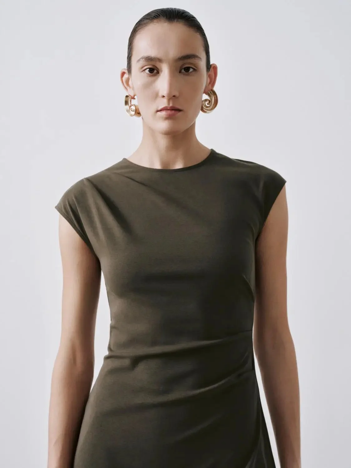 12313-cotton-lyocell-ruched-cap-sleeve-a-line-midi-dresses-11.webp Cotton Lyocell Ruched Cap Sleeve A-Line Midi Dresses
