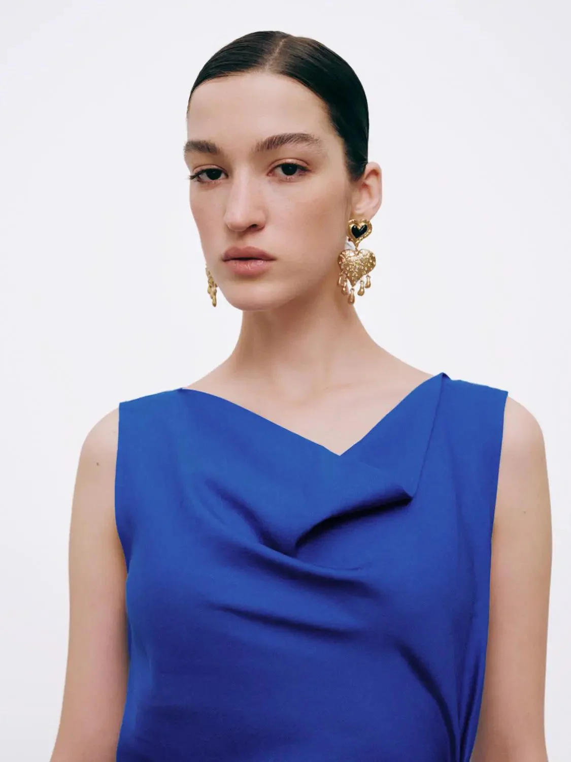 1237-lyocell-linen-blend-cowl-neck-knot-front-sleeveless-shirt-3.webp Lyocell Linen Blend Cowl Neck Knot Front Sleeveless Shirt