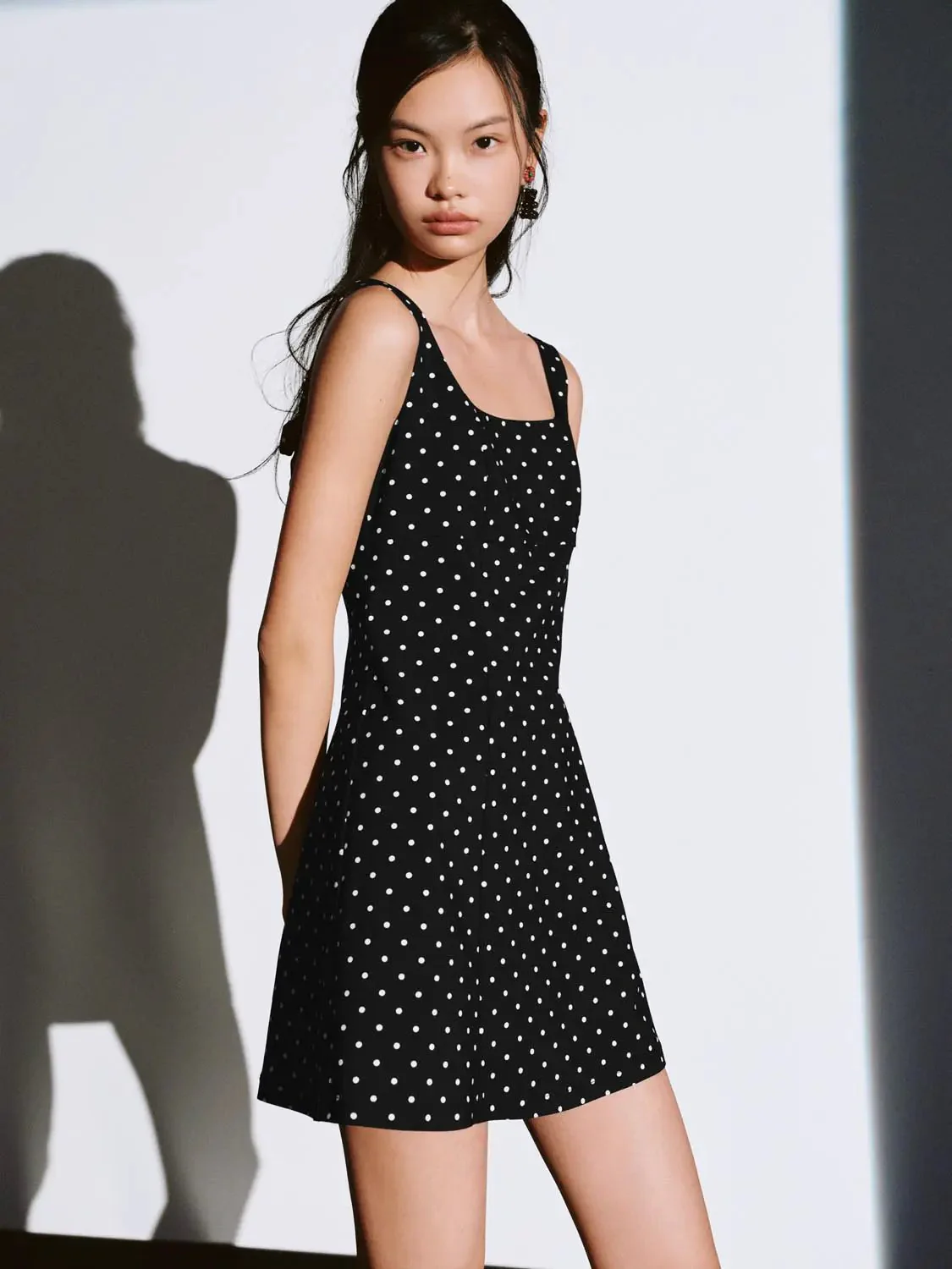 12389-polka-dotted-square-neck-a-line-midi-dresses-2.webp Polka-Dotted Square-Neck A-Line Midi Dresses
