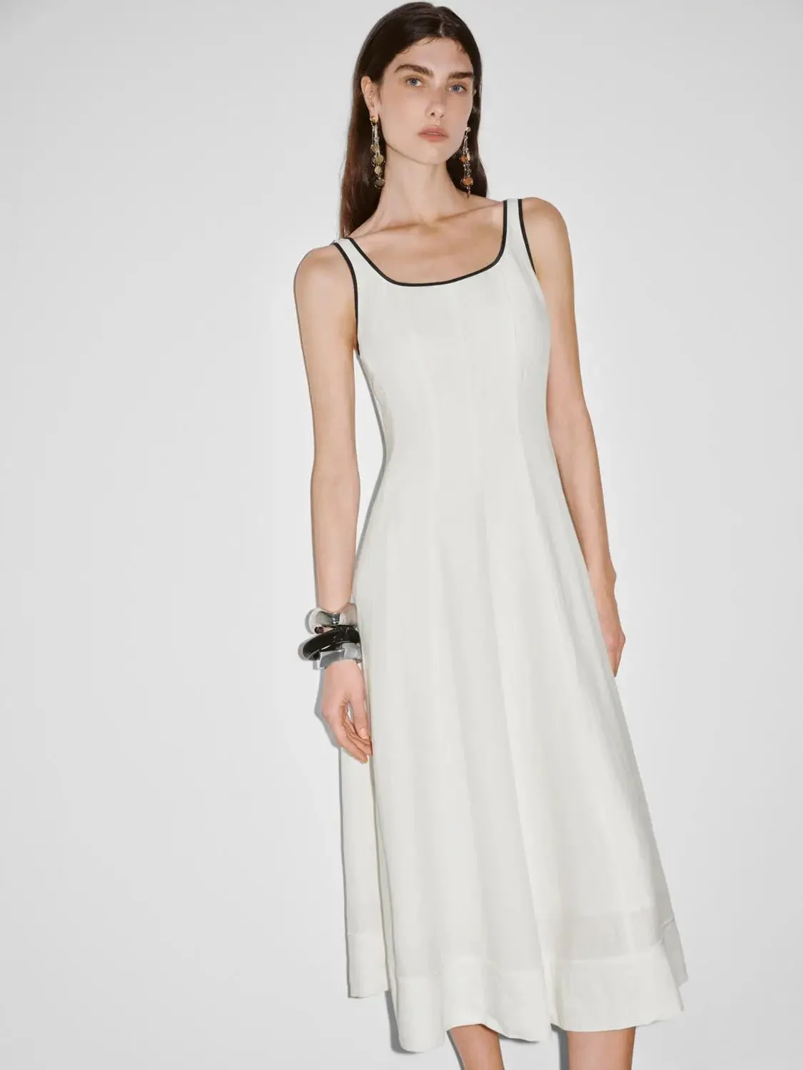 12412-linen-blend-u-neck-contrast-trim-midi-dress-4.webp Linen Blend U Neck Contrast Trim Midi Dress