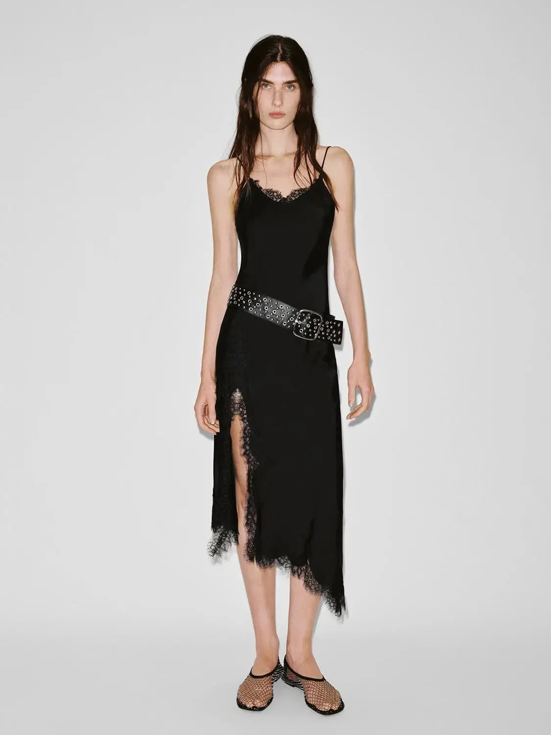 12418-classic-lace-trim-spaghetti-strap-a-line-belted-dress-1.webp Classic Lace Trim Spaghetti Strap A Line Belted Dress