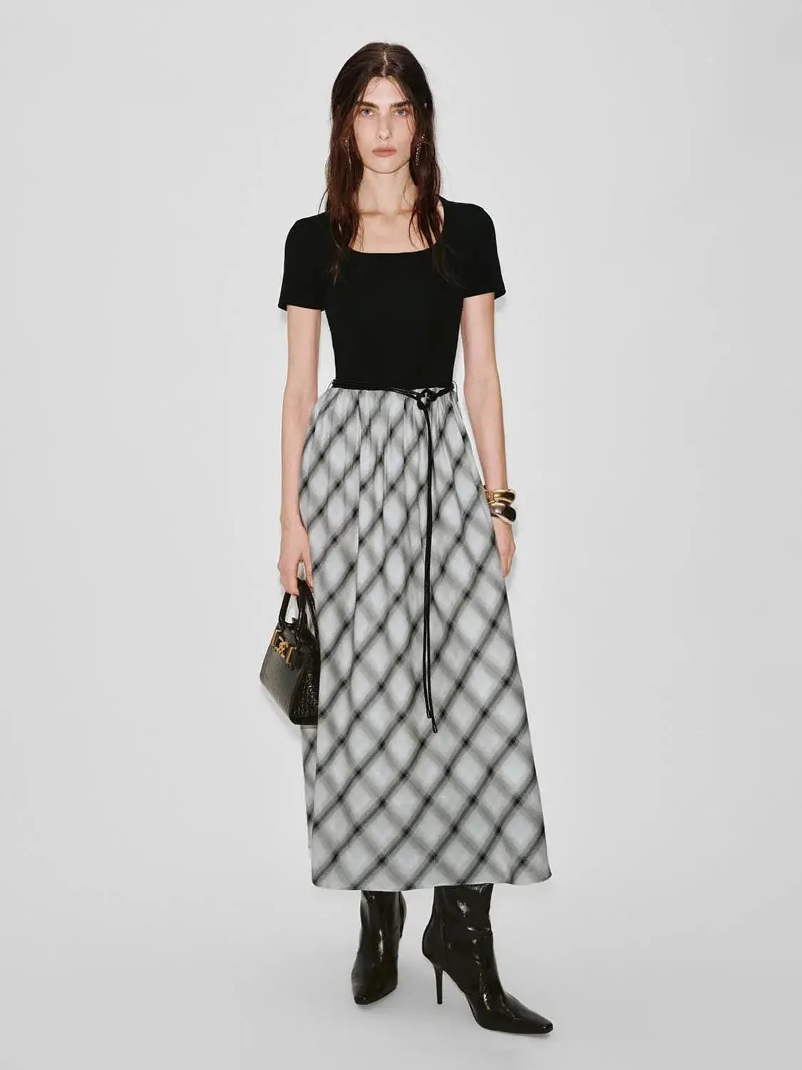 12496-cotton-check-a-line-midi-dress-with-scoop-neck-belt-dresses-1.webp Cotton Check A-Line Midi Dress With Scoop Neck Belt Dresses