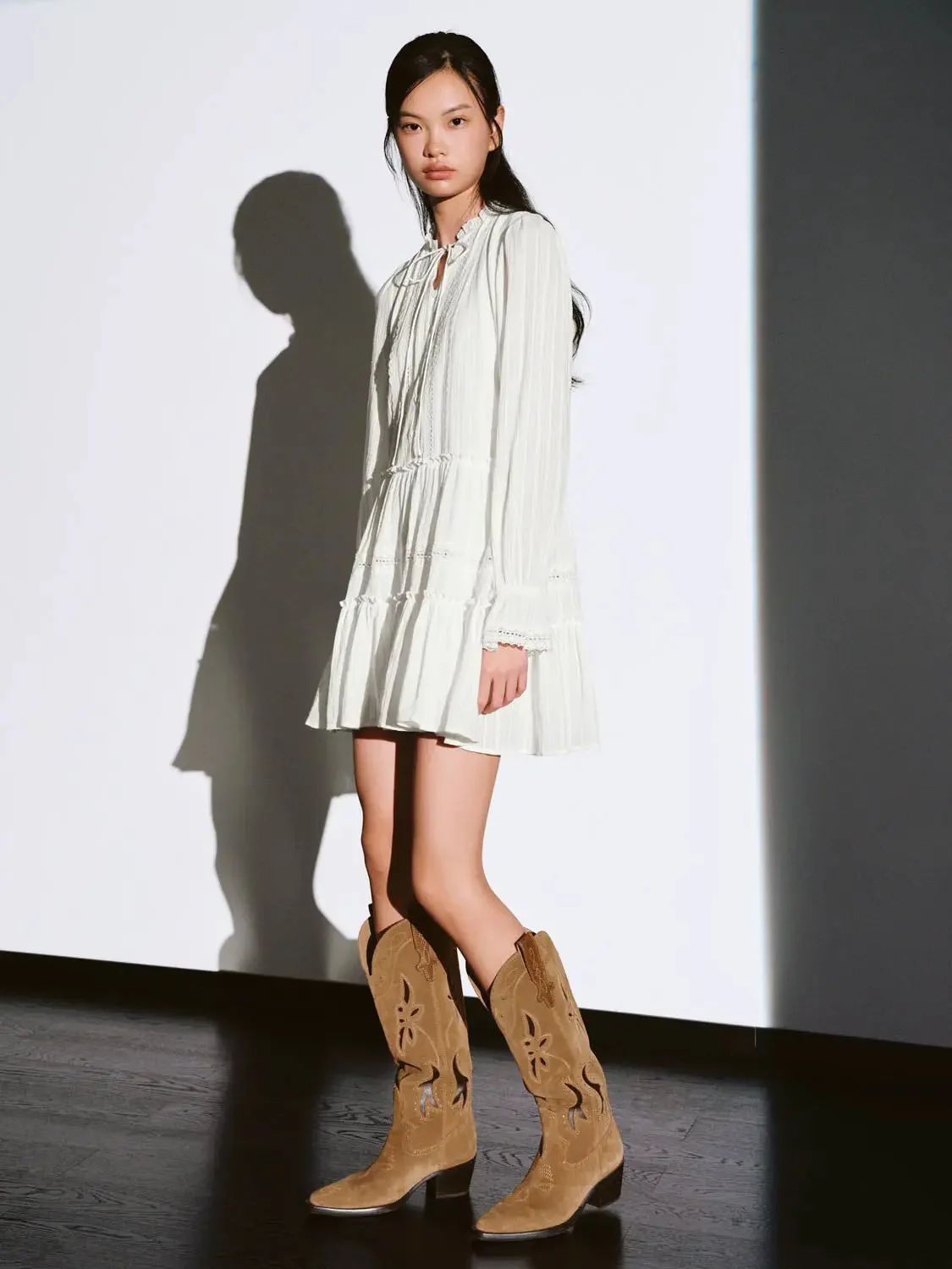 12507-white-cotton-tiered-long-sleeve-lace-trim-dress-5.webp White Cotton Tiered Long Sleeve Lace Trim Dress