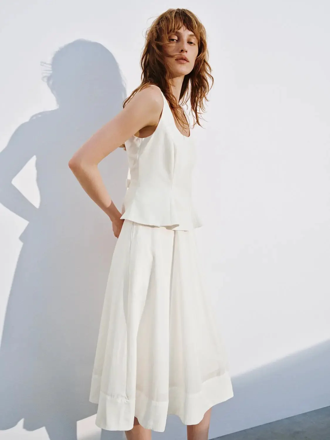 12513-lyocell-linen-scoop-neck-sleeveless-aline-midi-dresses-2.webp Lyocell Linen Scoop Neck Sleeveless Aline Midi Dresses