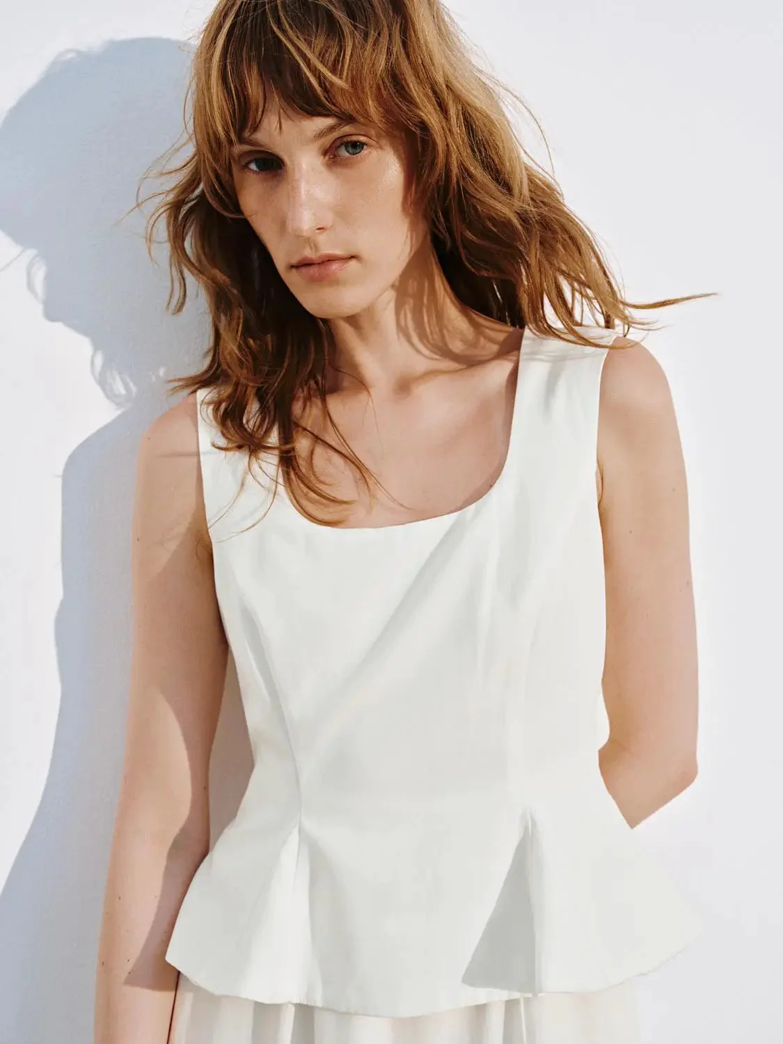 12513-lyocell-linen-scoop-neck-sleeveless-aline-midi-dresses-3.webp Lyocell Linen Scoop Neck Sleeveless Aline Midi Dresses