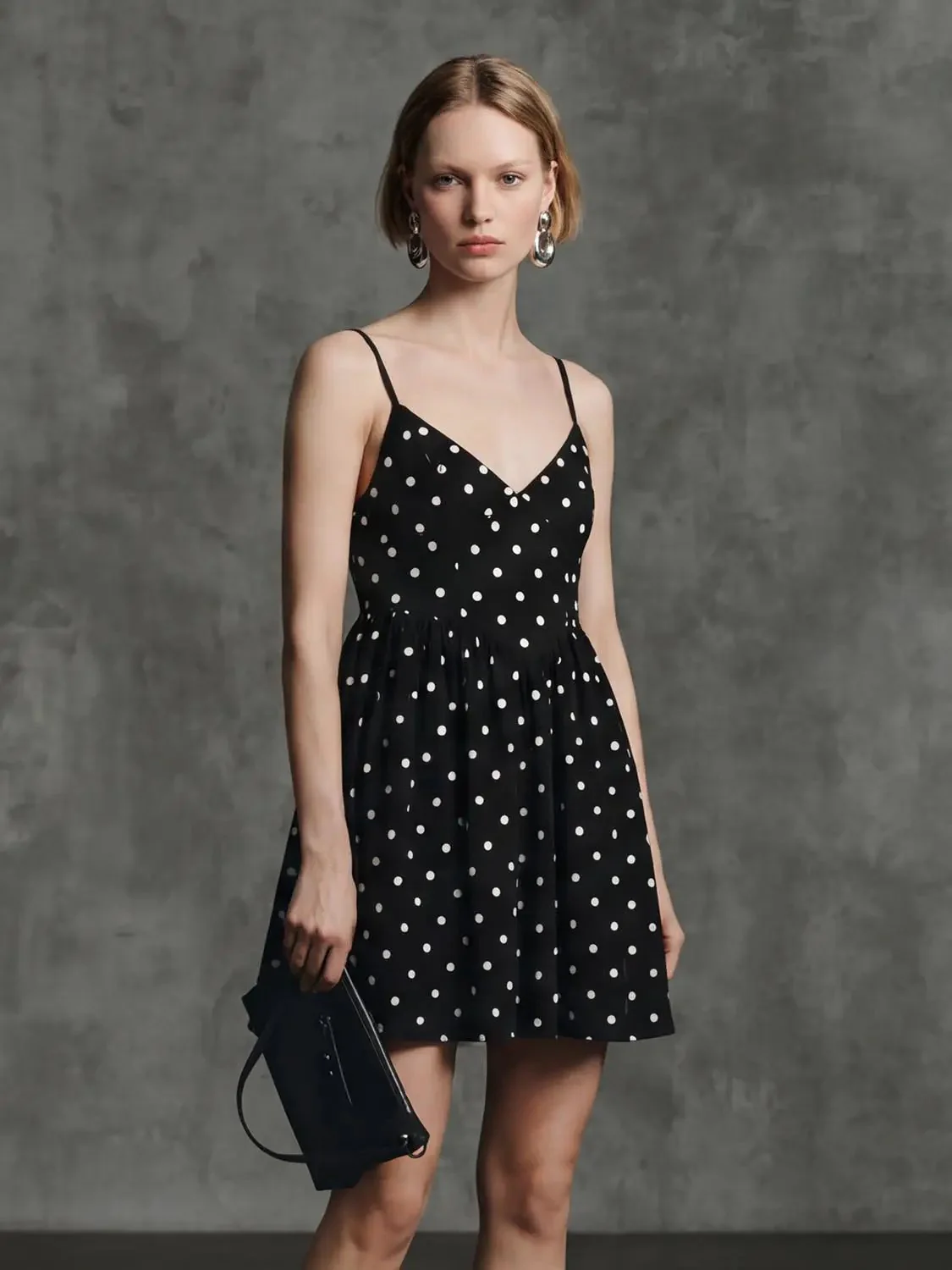 12524-polka-dot-strappy-viscose-a-line-dresses-9.webp Polka Dot Strappy Viscose A Line Dresses