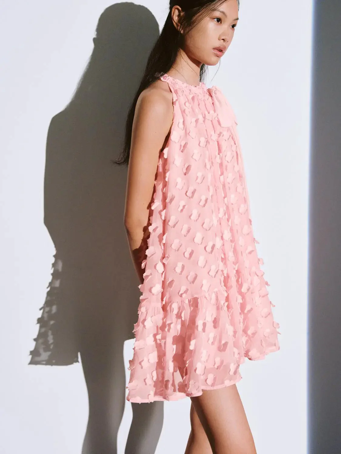 12542-floral-embellished-ruffle-trim-halter-neck-a-line-dress-2.webp Floral Embellished Ruffle Trim Halter Neck A-Line Dress