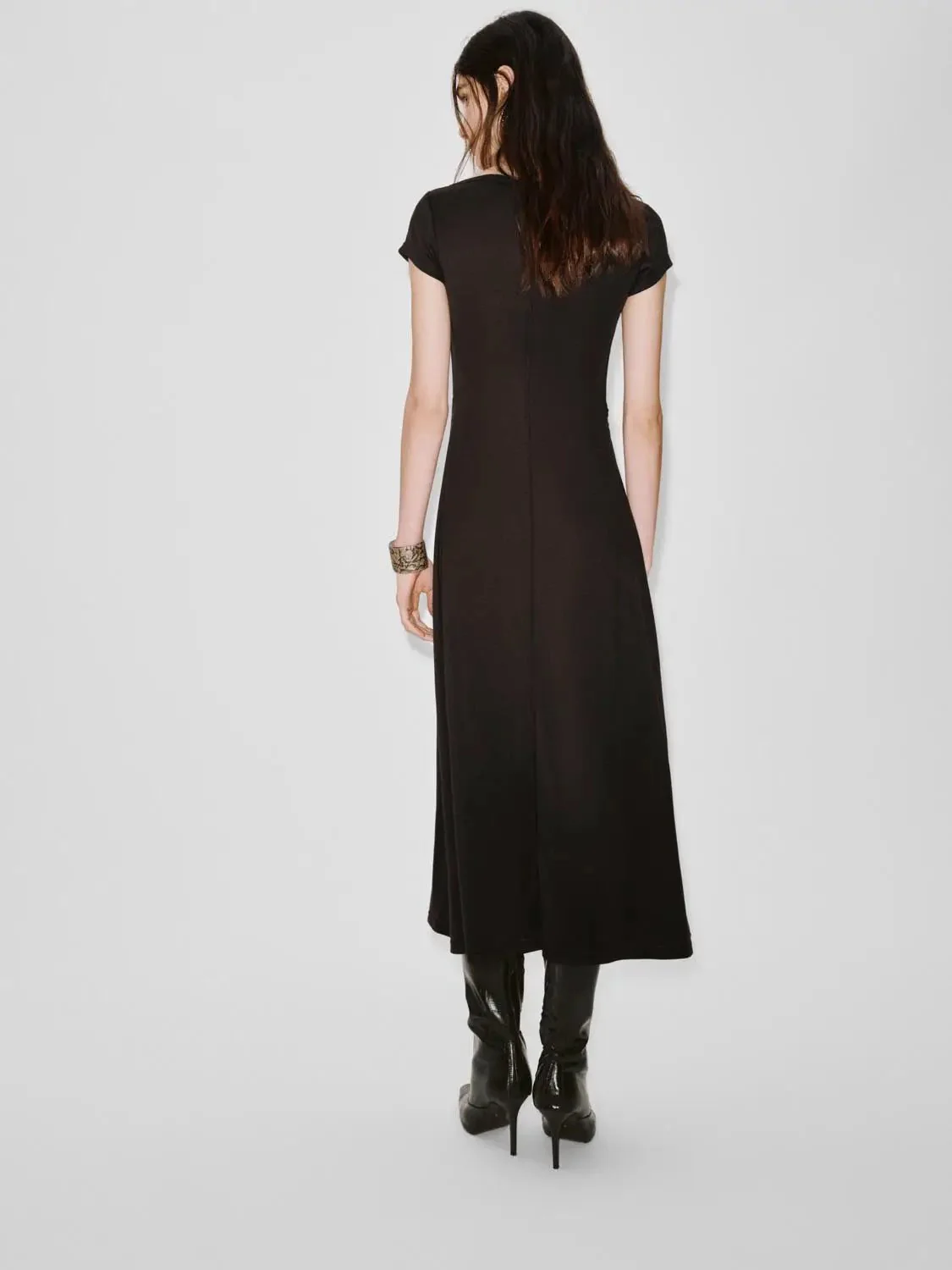 12548-elegant-black-ruched-a-line-midi-dresses-6.webp Elegant Black Ruched A Line Midi Dresses