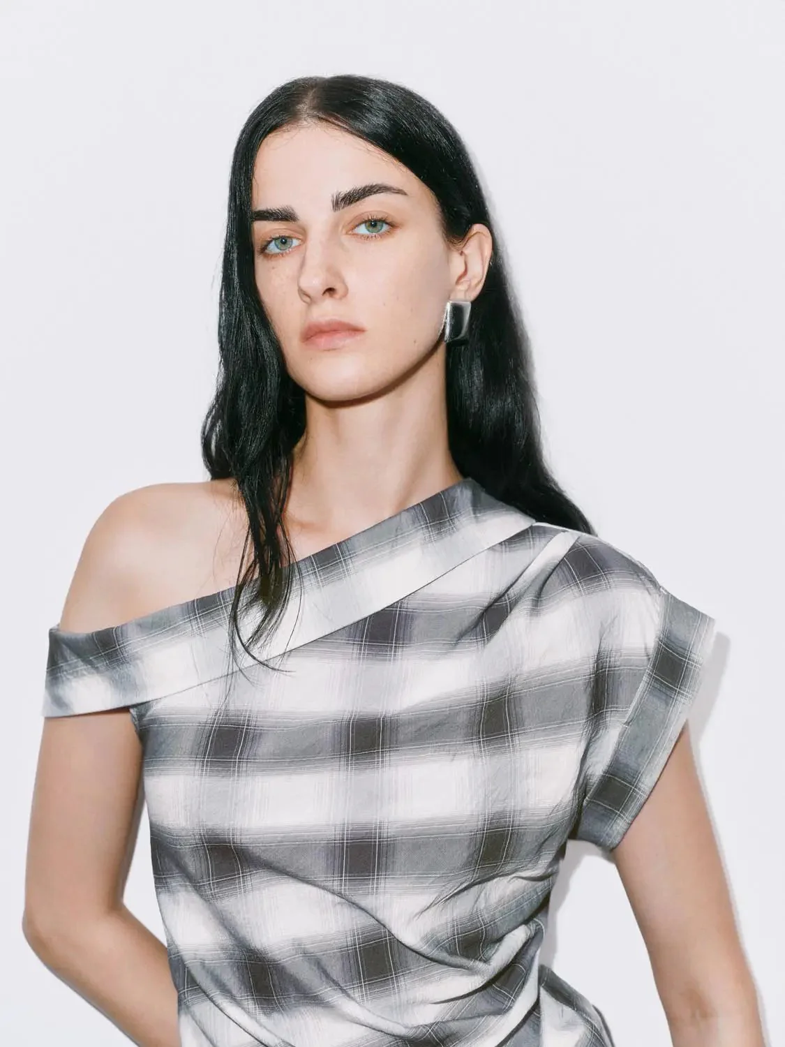 Checkered One Shoulder Overhead Shirts