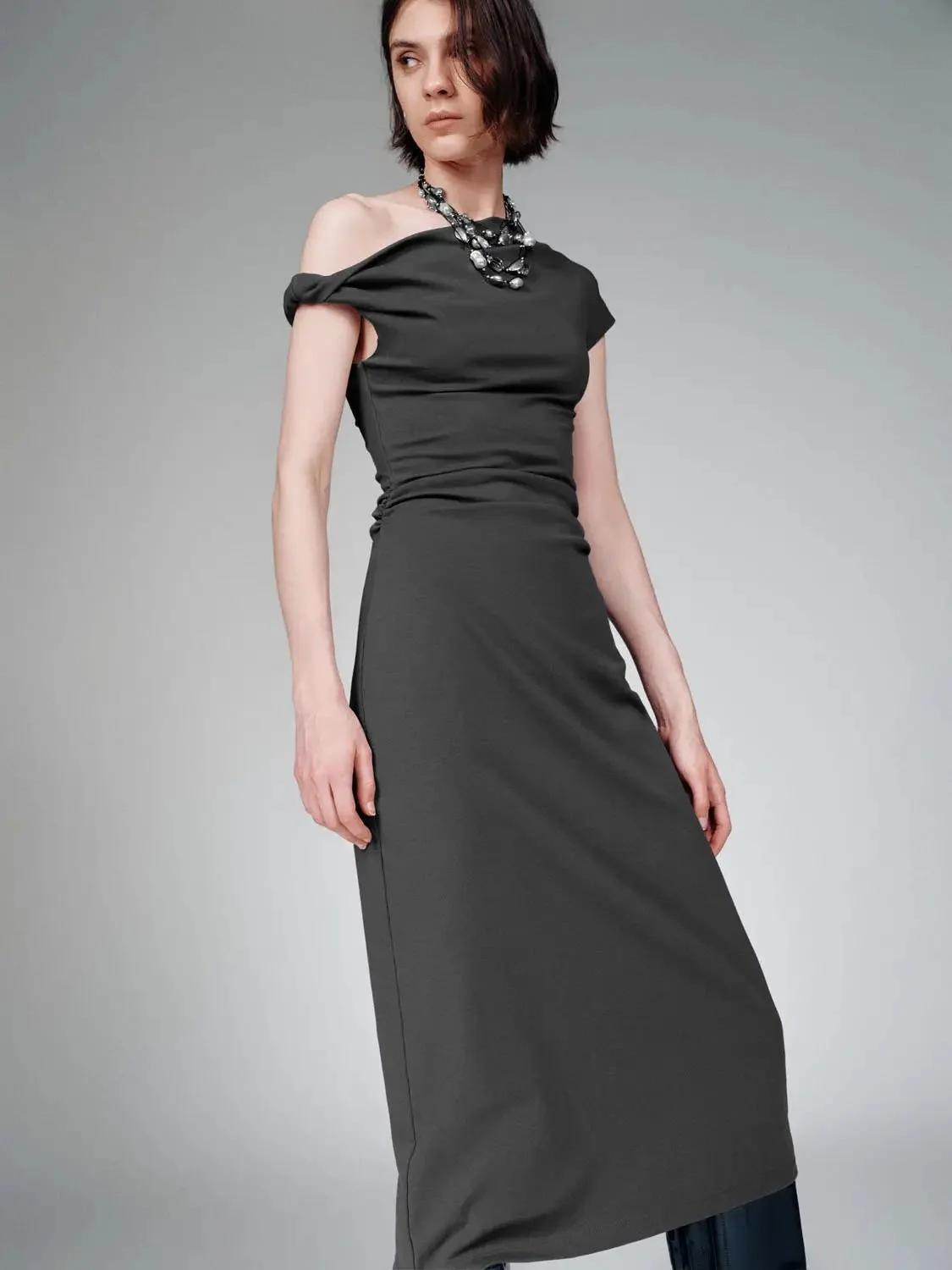 12602-one-shoulder-ruched-a-line-cotton-blend-midi-dress-5.webp One Shoulder Ruched A-Line Cotton Blend Midi Dress