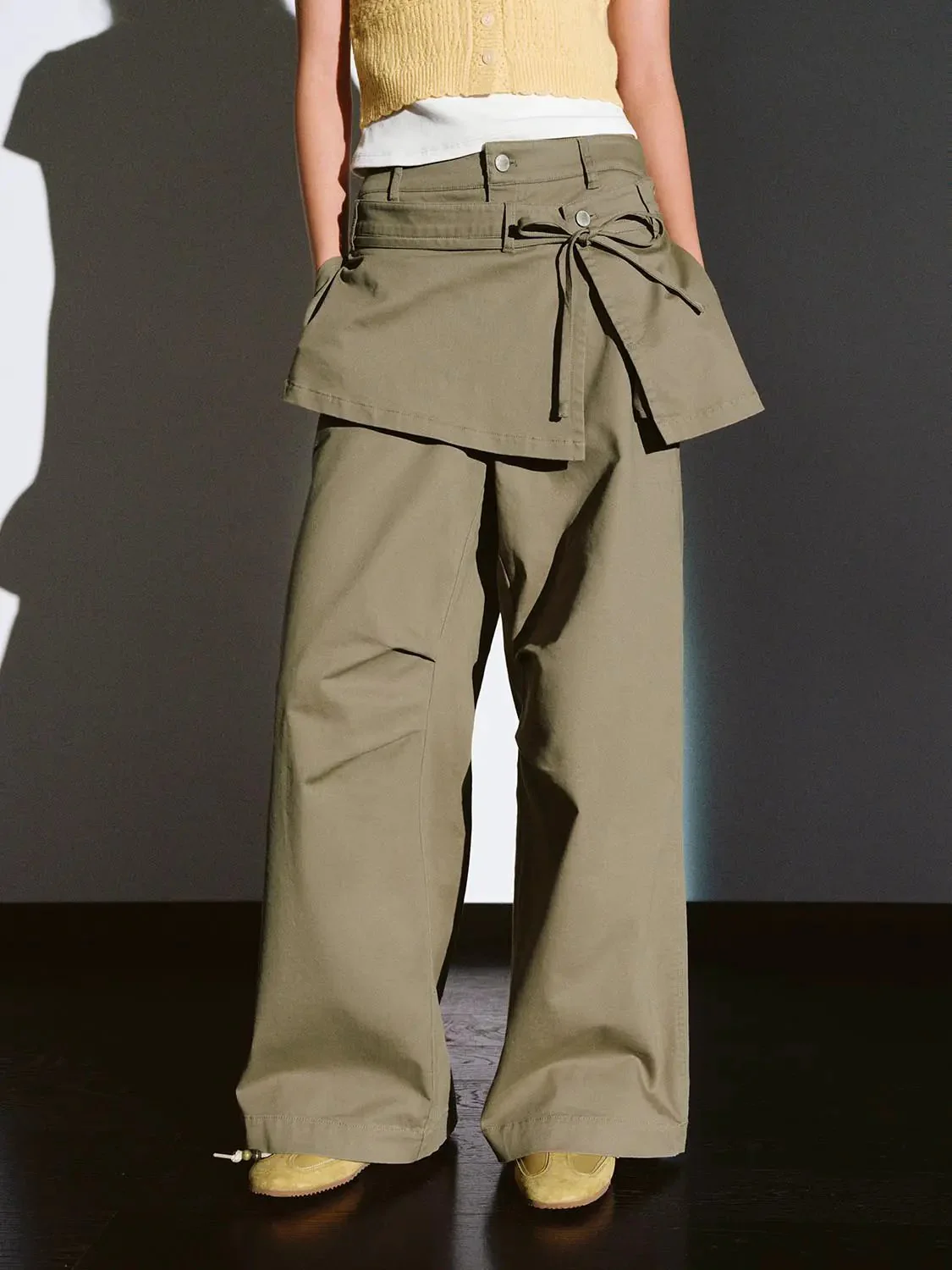 1261-overlay-detail-wide-leg-cotton-blend-pants-1.webp Overlay Detail Wide Leg Cotton Blend Pants