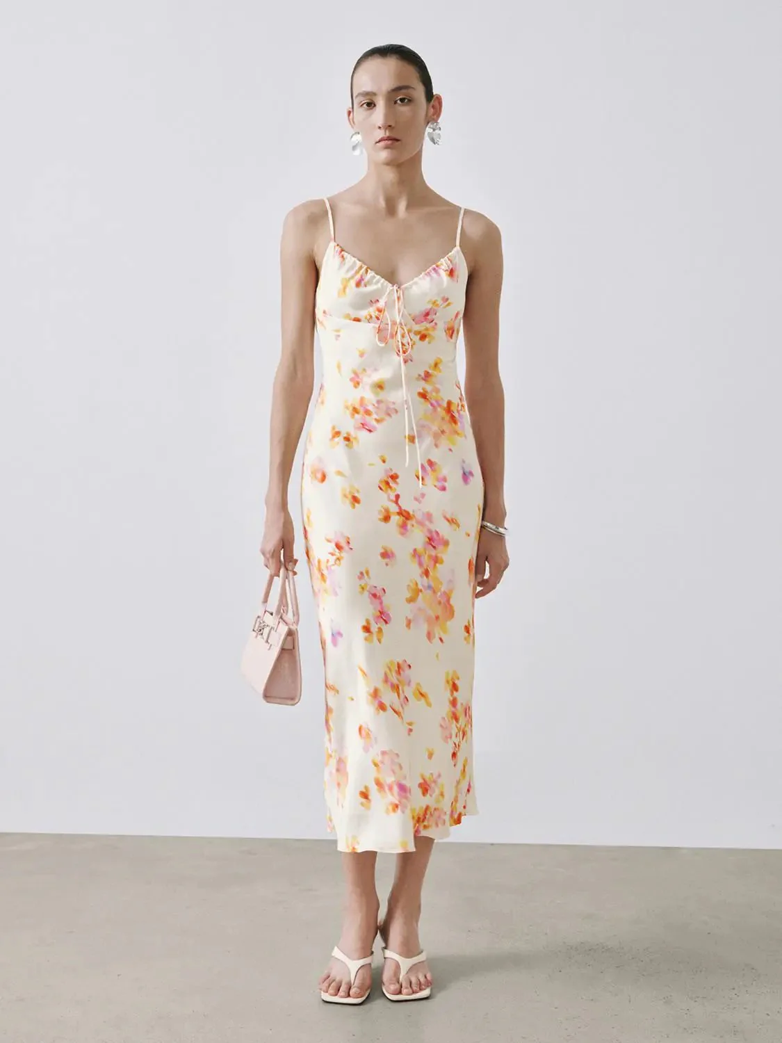 12638-floral-viscose-a-line-strappy-drawstring-midi-dress-9.webp Floral Viscose A Line Strappy Drawstring Midi Dress
