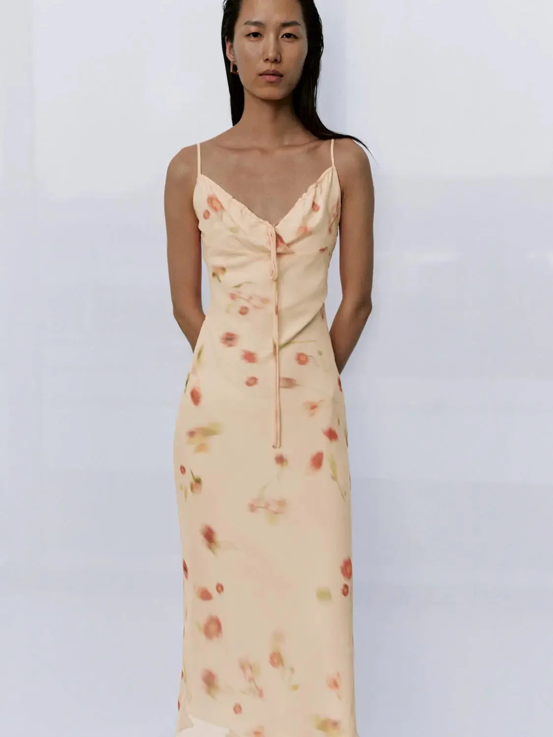 12644-floral-printed-strappy-drawstring-midi-dress-4.webp Floral Printed Strappy Drawstring Midi Dress