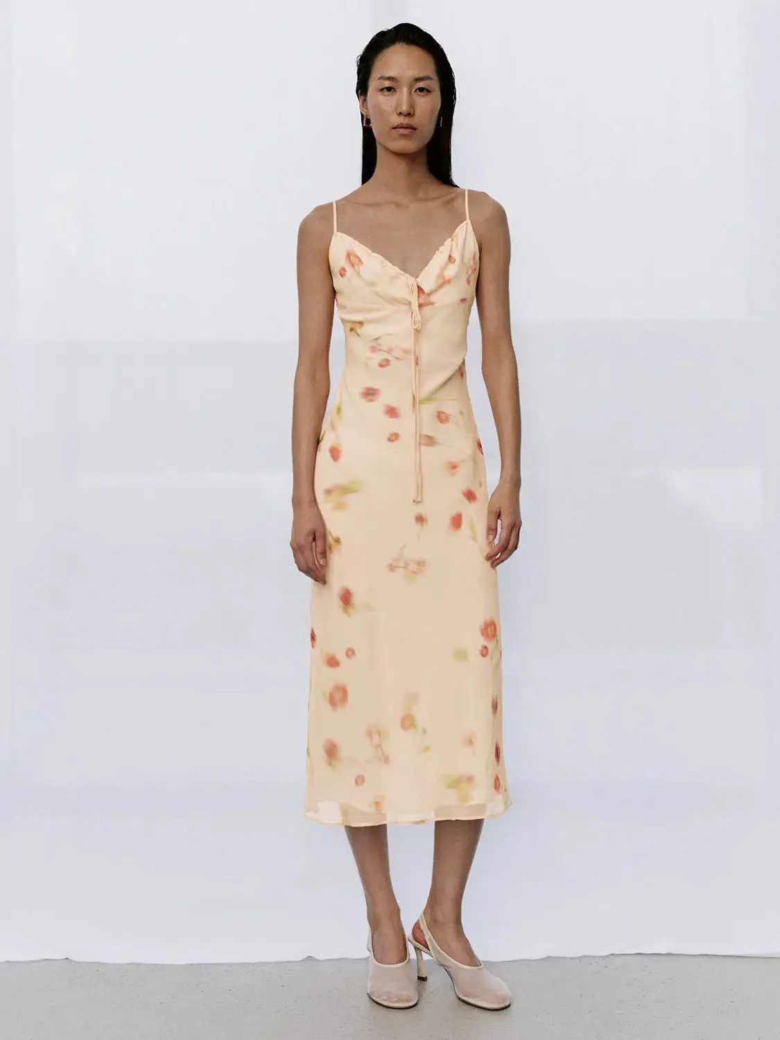 12644-floral-printed-strappy-drawstring-midi-dress-9.webp Floral Printed Strappy Drawstring Midi Dress