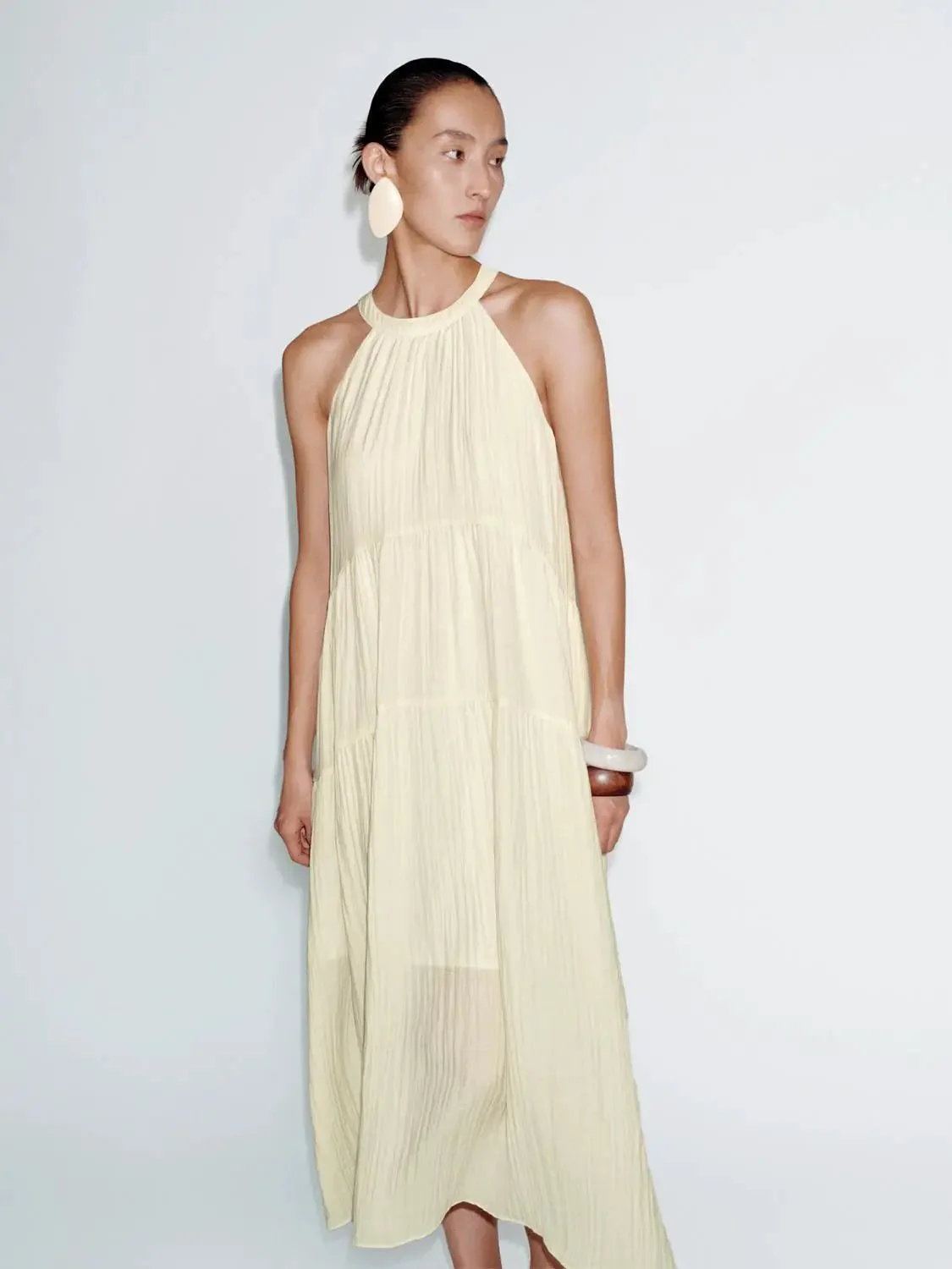 12650-halter-neck-tiered-a-line-elegant-viscose-blend-midi-dress-13.webp Halter Neck Tiered A Line Elegant Viscose Blend Midi Dress