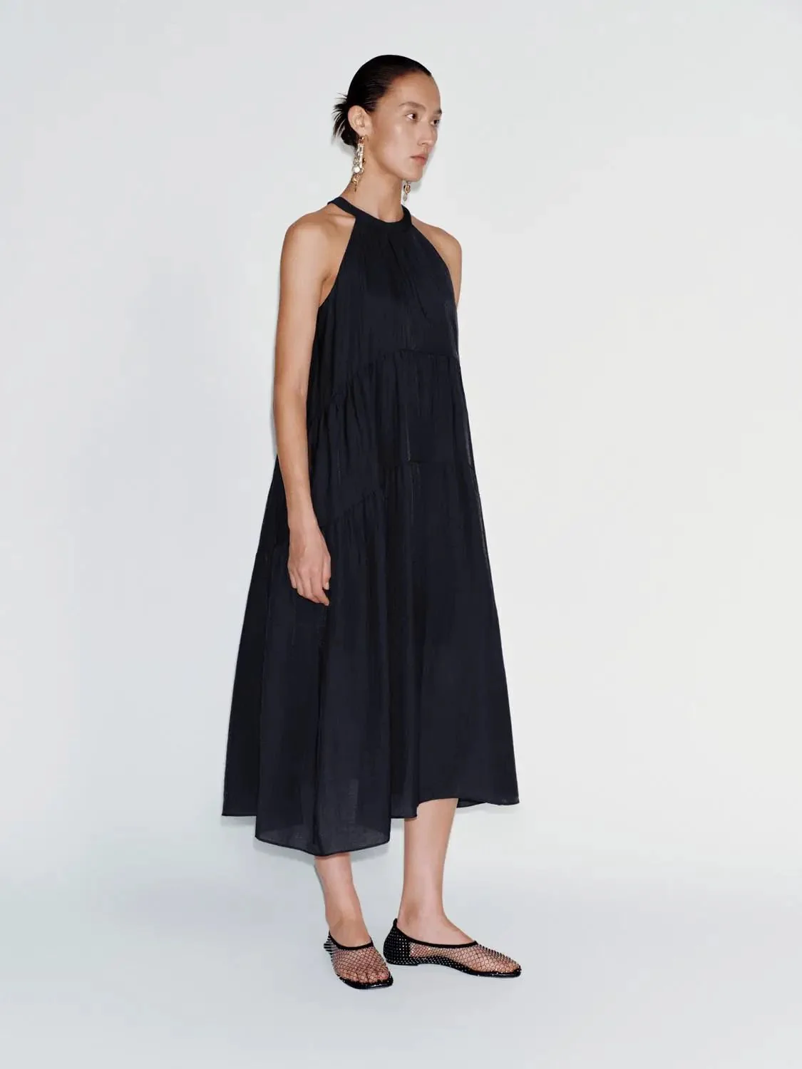 12650-halter-neck-tiered-a-line-elegant-viscose-blend-midi-dress-20.webp Halter Neck Tiered A Line Elegant Viscose Blend Midi Dress