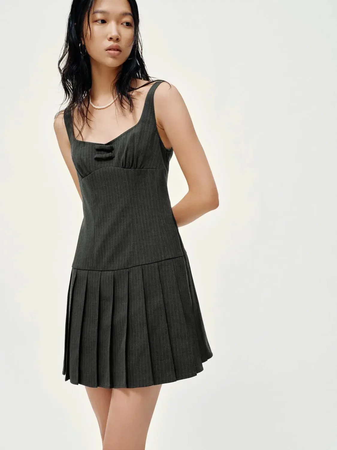 12708-chic-strappy-striped-pleated-mini-dresses-2.webp Chic Strappy Striped Pleated Mini Dresses