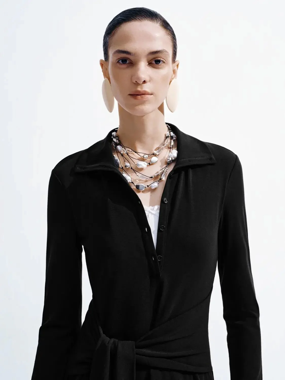 12816-henley-neck-long-sleeve-maxi-tie-waist-dresses-3.webp Henley Neck Long Sleeve Maxi Tie Waist Dresses