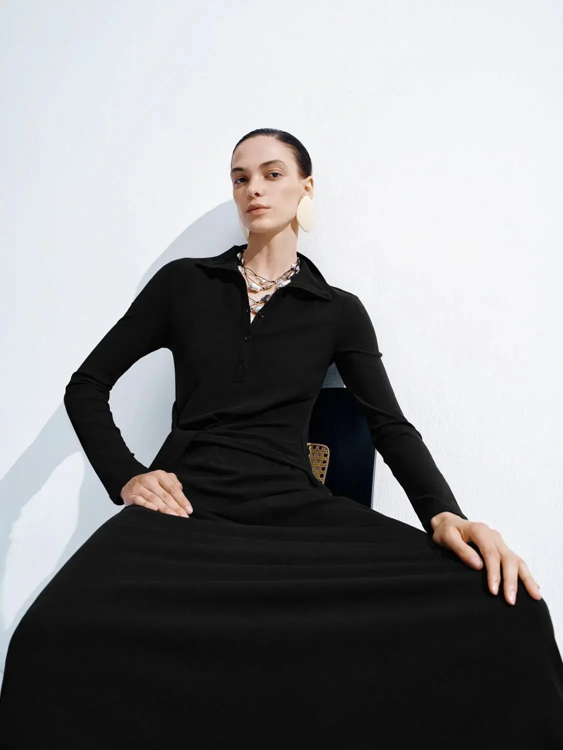 12816-henley-neck-long-sleeve-maxi-tie-waist-dresses-5.webp Henley Neck Long Sleeve Maxi Tie Waist Dresses