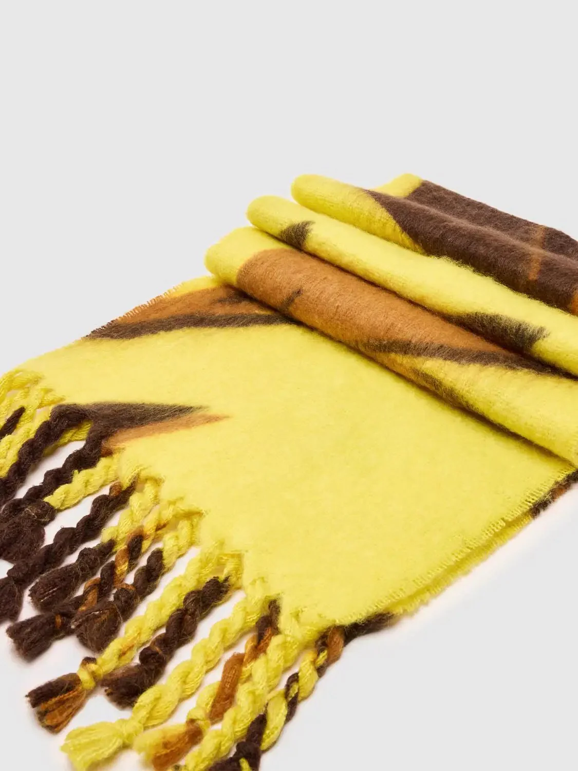 Intarsia Fringed Scarf
