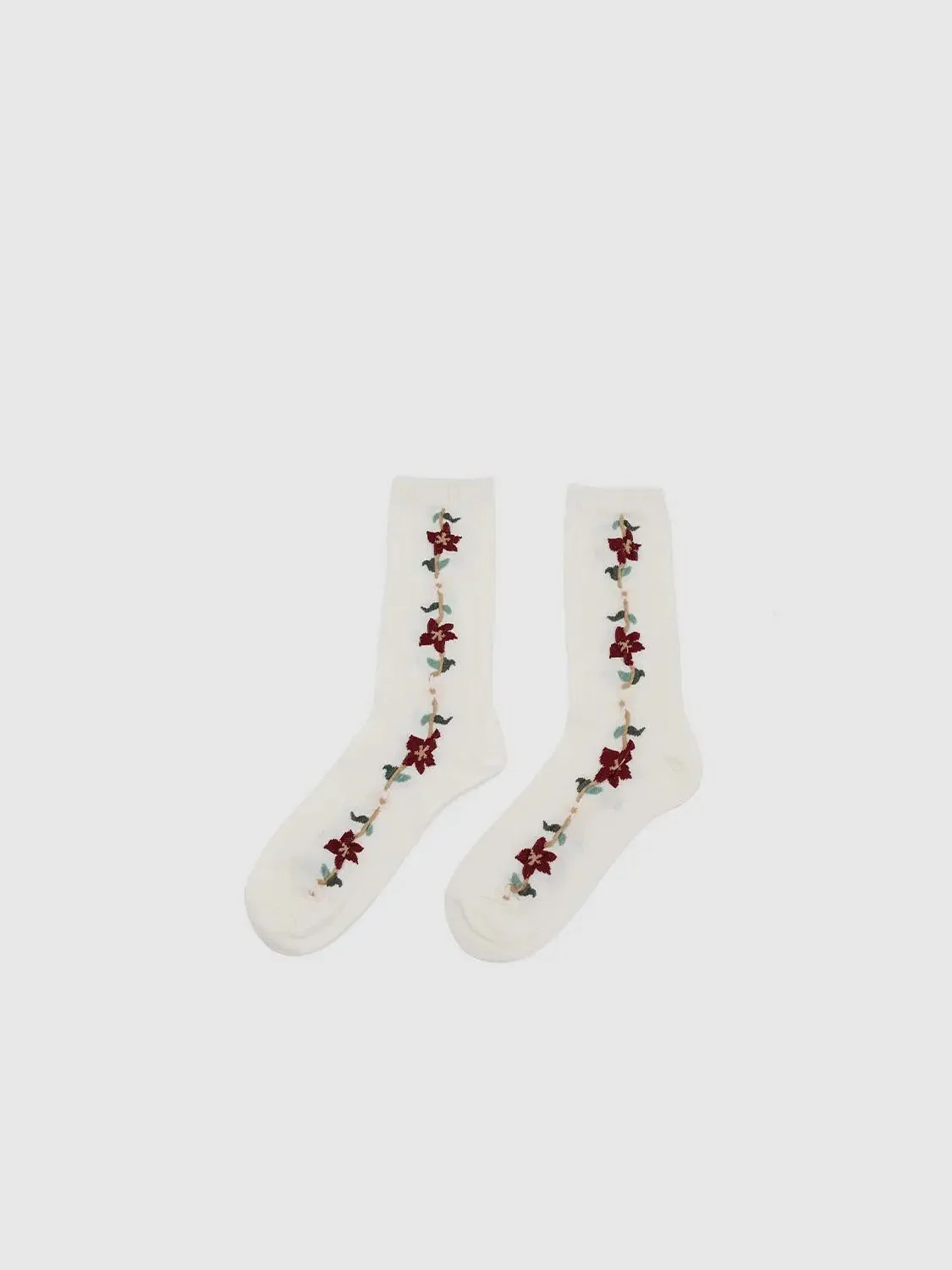 12877-floral-embroidered-cable-knitted-socks-7.webp Floral Embroidered Cable Knitted Socks