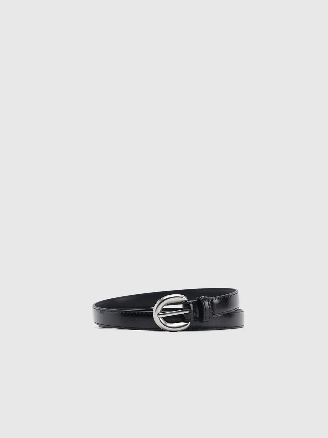 12899-gold-round-buckle-leather-belts-3.webp Gold Round Buckle Leather Belts