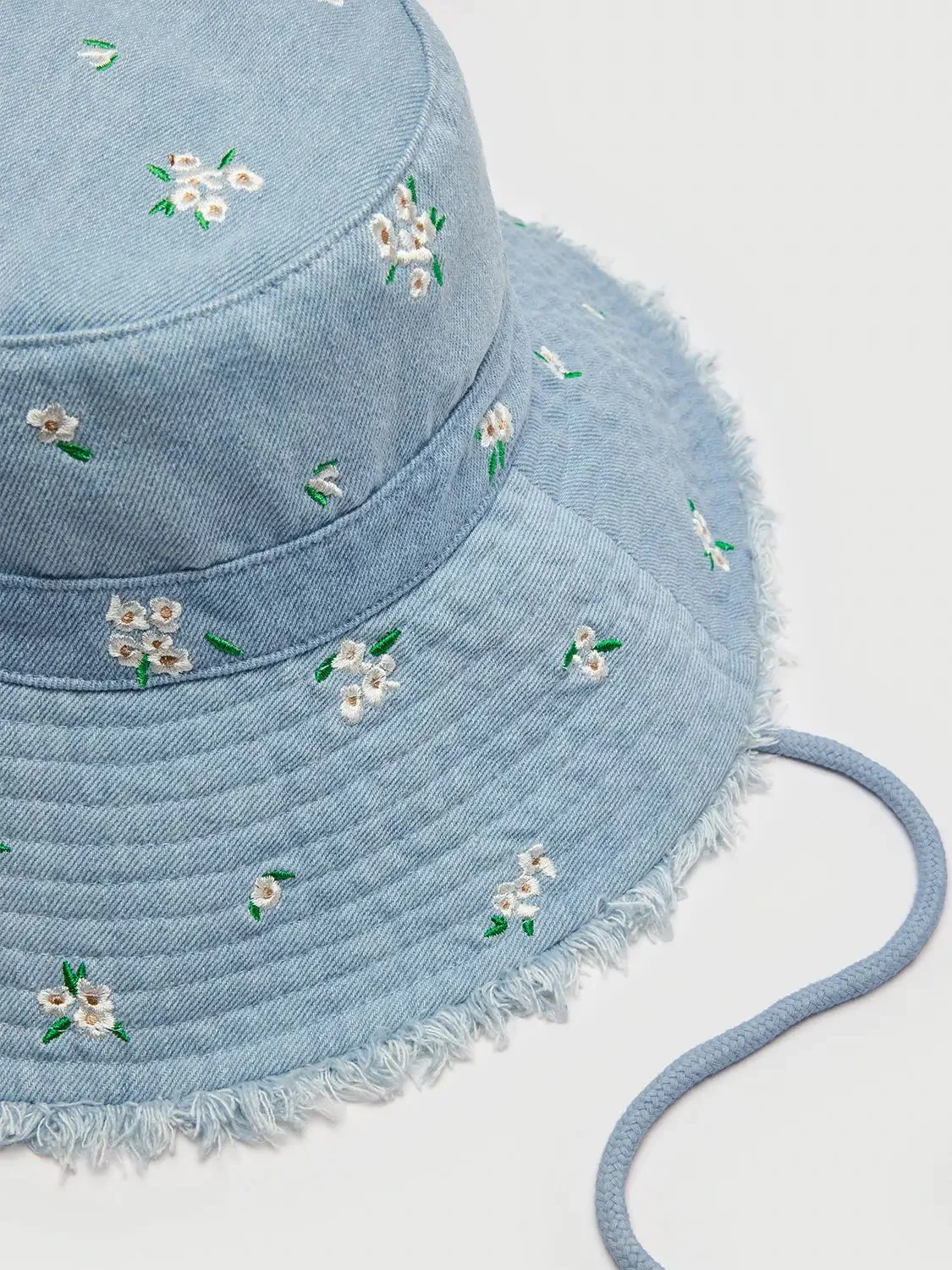 12929-floral-embroidered-raw-hem-denim-bucket-hats-6.webp Floral Embroidered Raw Hem Denim Bucket Hats