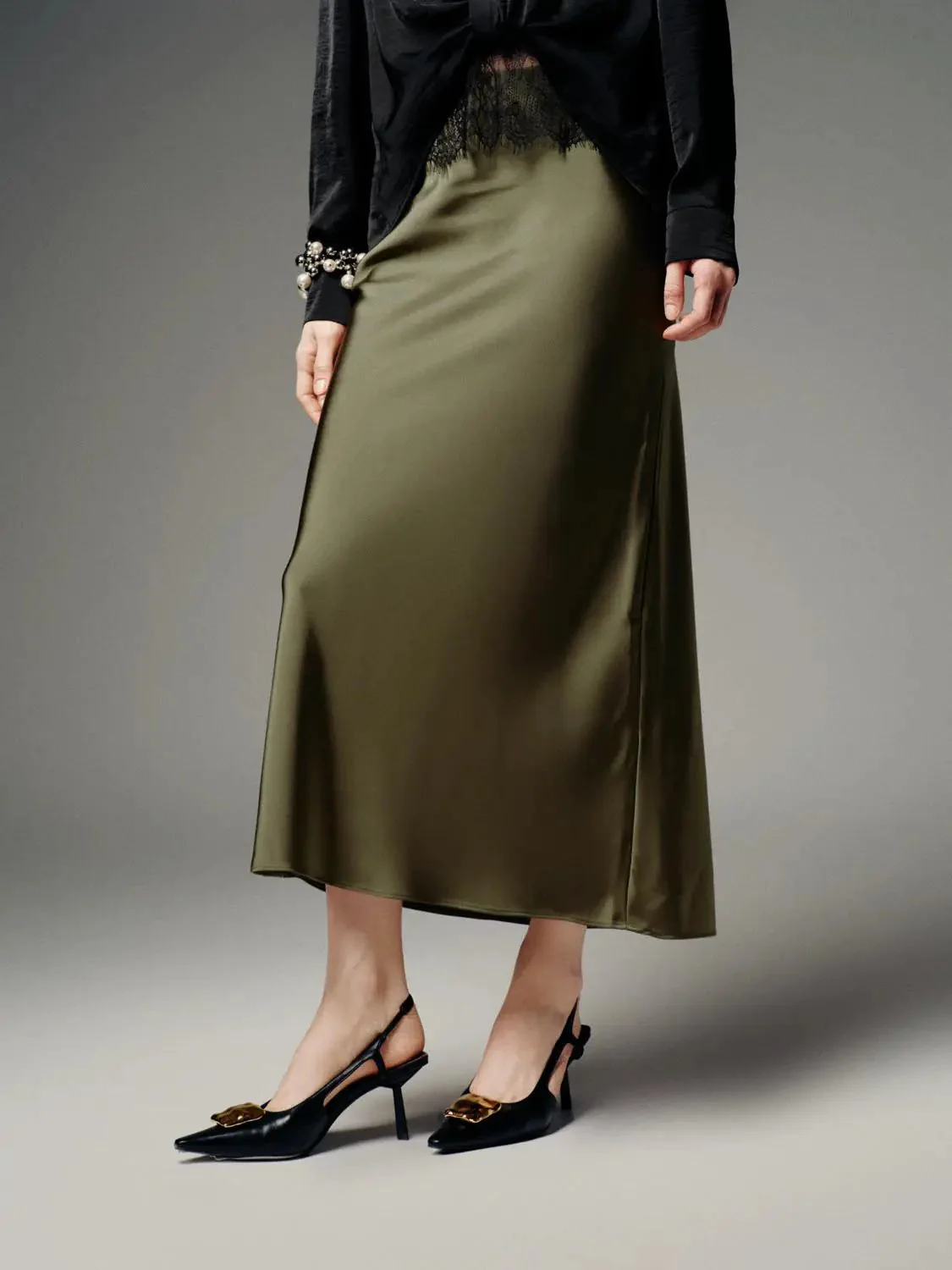1300-fishtail-satin-finish-modern-elegant-midi-skirt-22.webp Fishtail Satin Finish Modern Elegant Midi Skirt