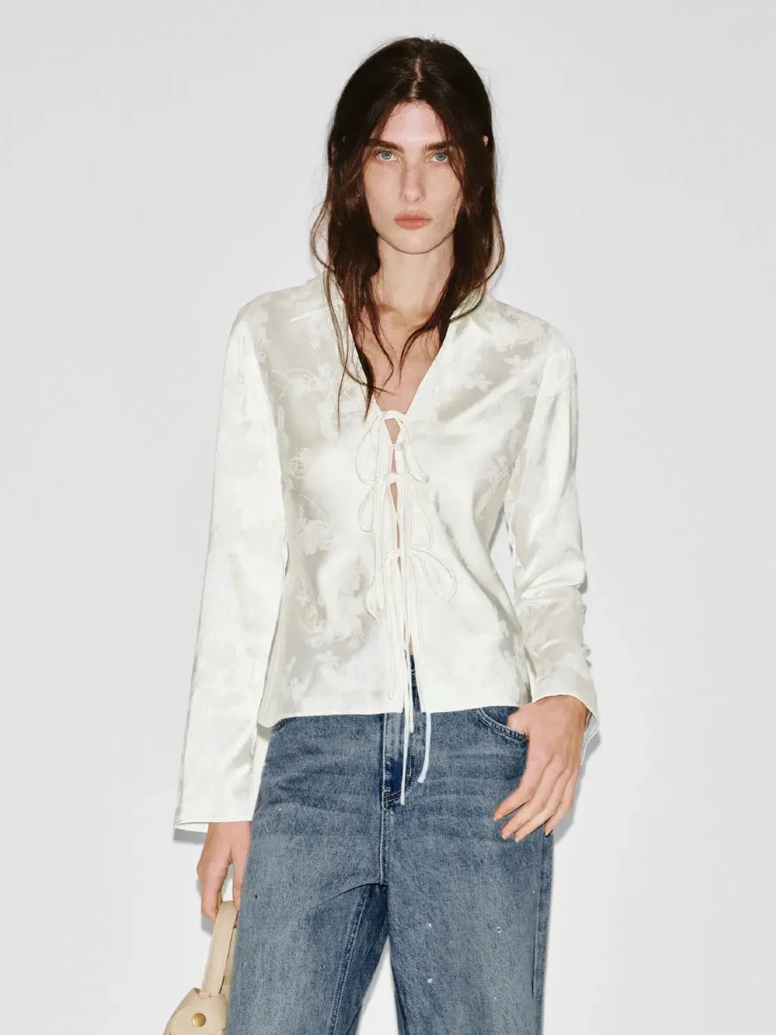 13068-intarsia-v-neck-laced-up-shirts-9.webp Intarsia V-Neck Laced-Up Shirts