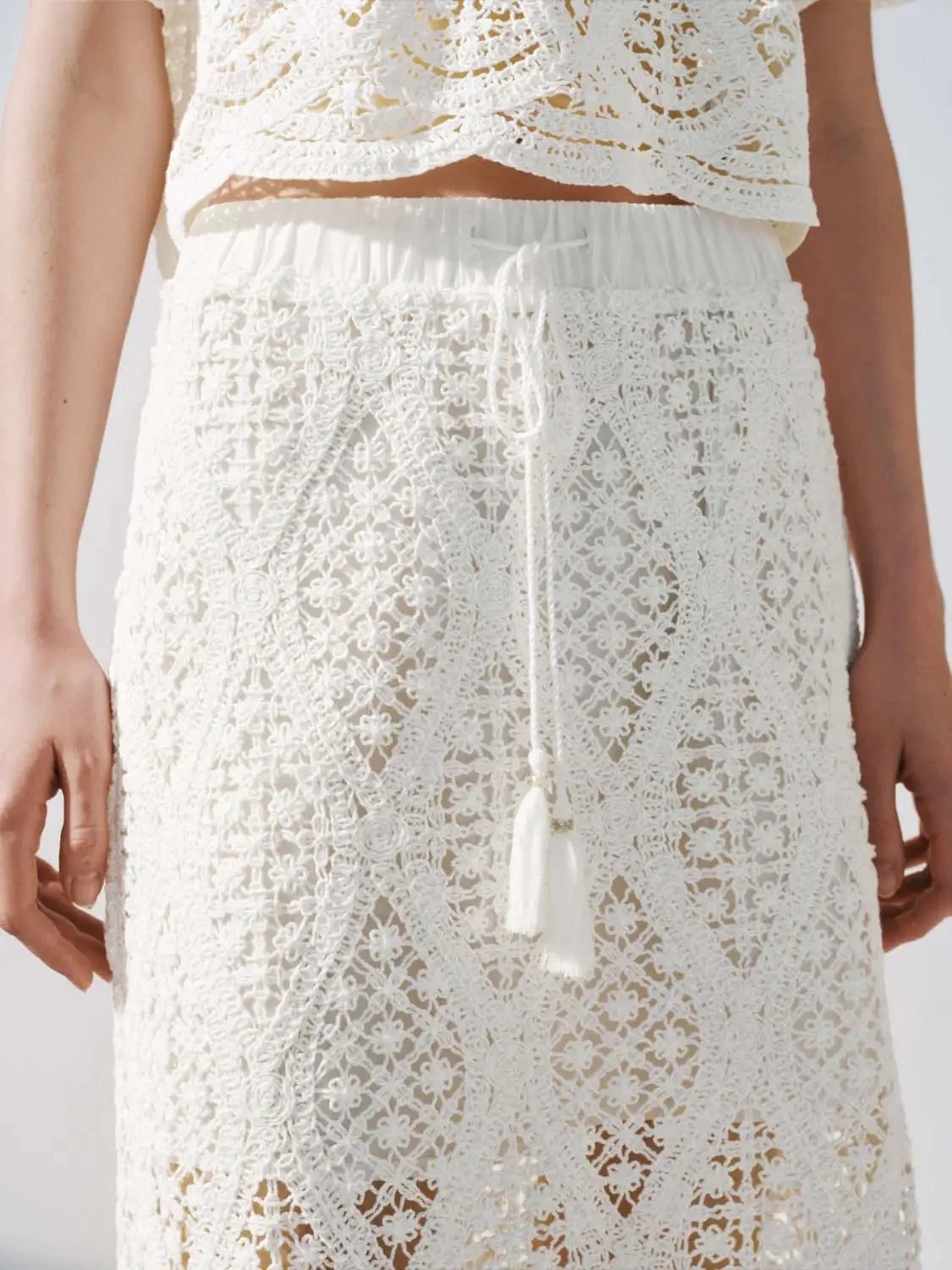 13158-pull-on-drawstring-crochet-open-knit-straight-midi-skirts-7.webp Pull On Drawstring Crochet Open Knit Straight Midi Skirts