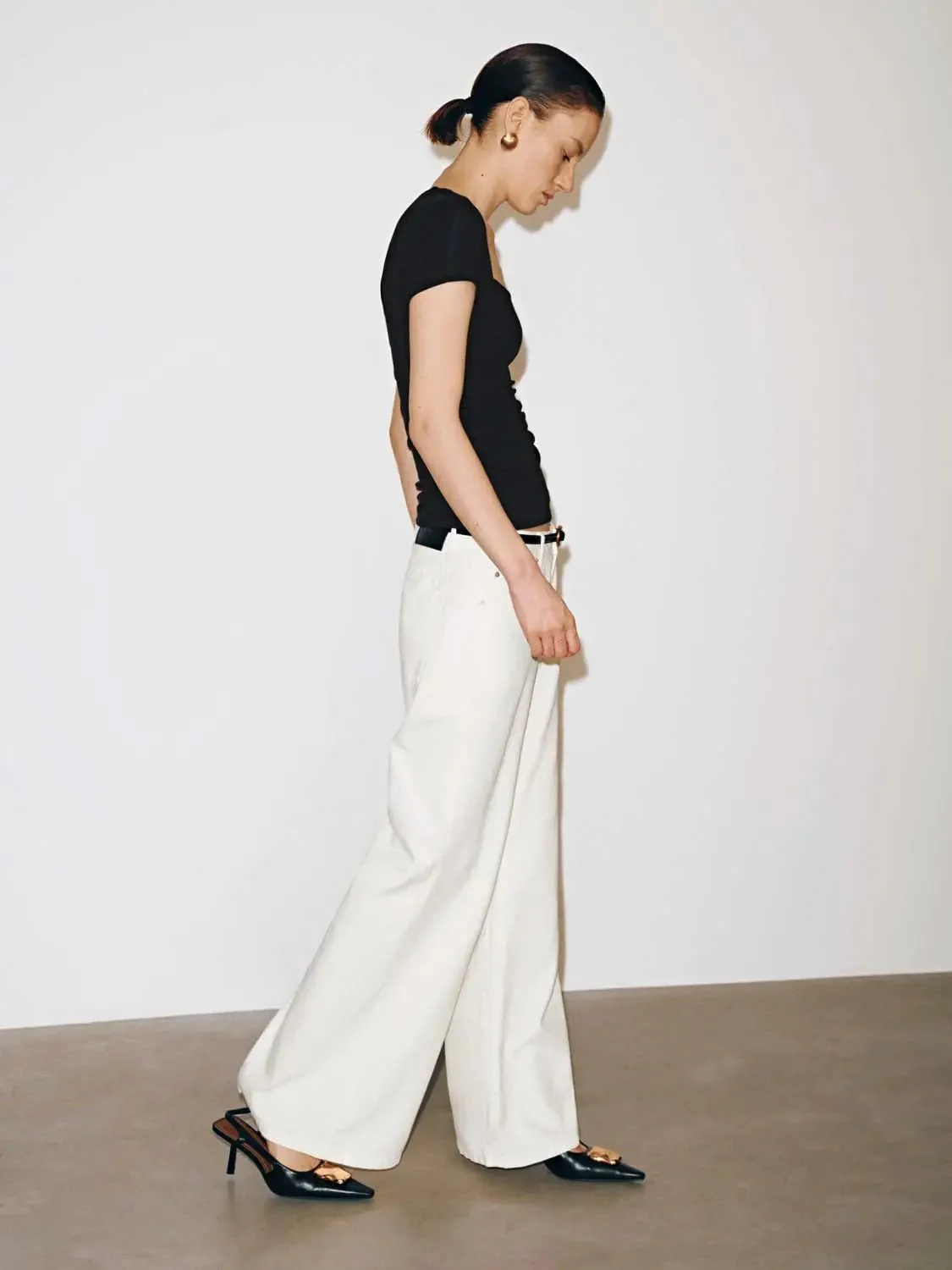 13171-viscose-cotton-blend-square-neck-ruched-skinny-fit-t-shirt-5.webp Viscose Cotton Blend Square Neck Ruched Skinny Fit T Shirt