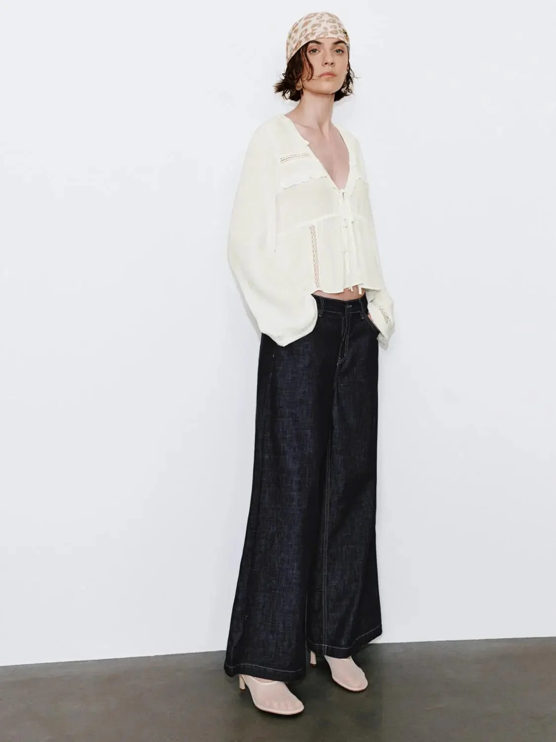 13245-viscose-ruffle-trim-v-neck-lace-up-overhead-shirt-4.webp Viscose Ruffle Trim V-Neck Lace Up Overhead Shirt