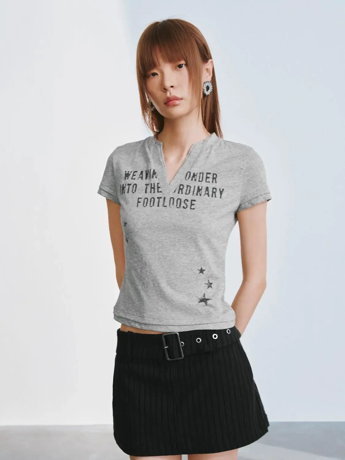 13332-elegant-printed-v-neck-skinny-fit-t-shirts-1.webp Elegant Printed V-Neck Skinny-Fit T-Shirts
