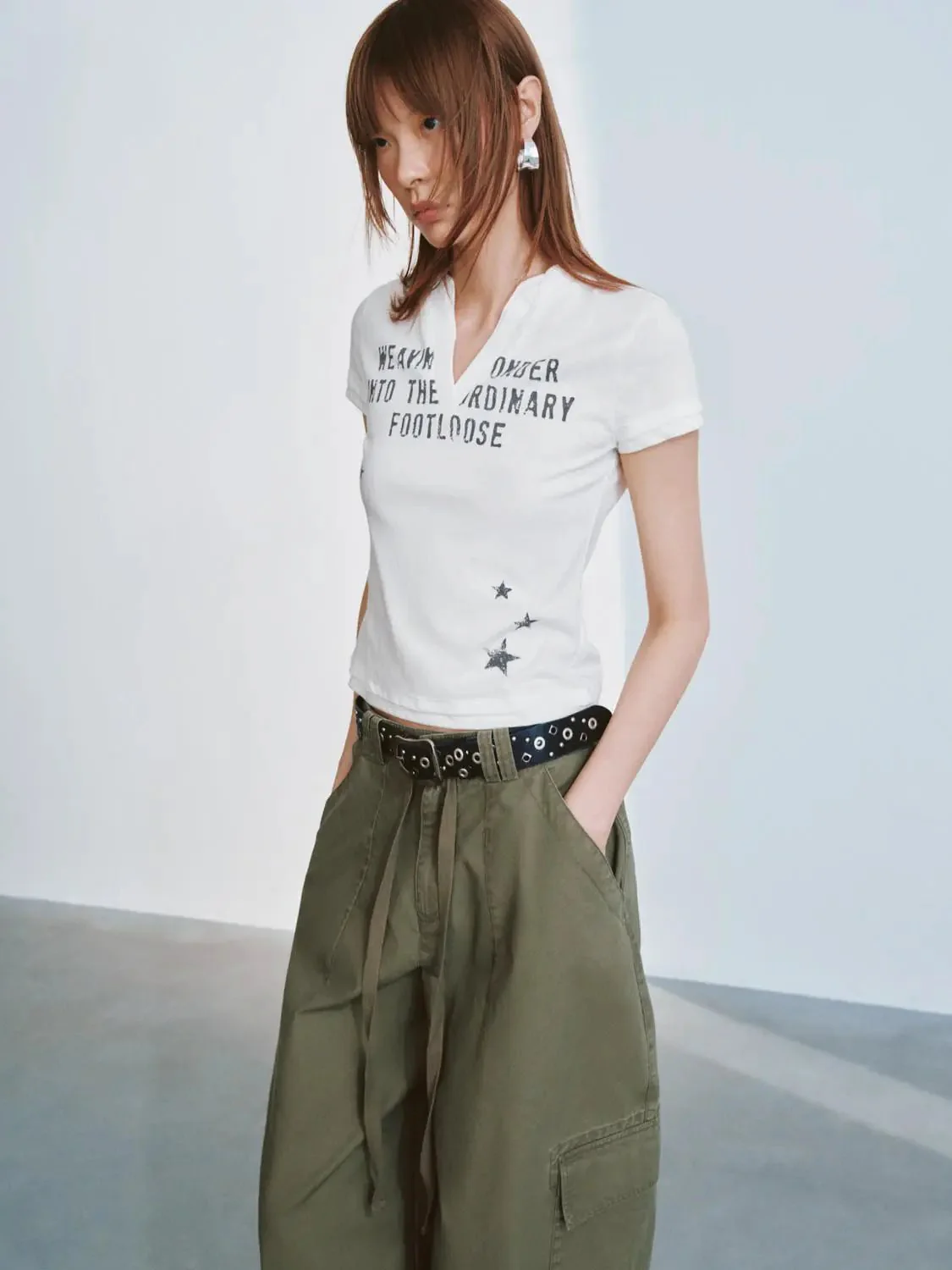 13332-elegant-printed-v-neck-skinny-fit-t-shirts-10.webp Elegant Printed V-Neck Skinny-Fit T-Shirts