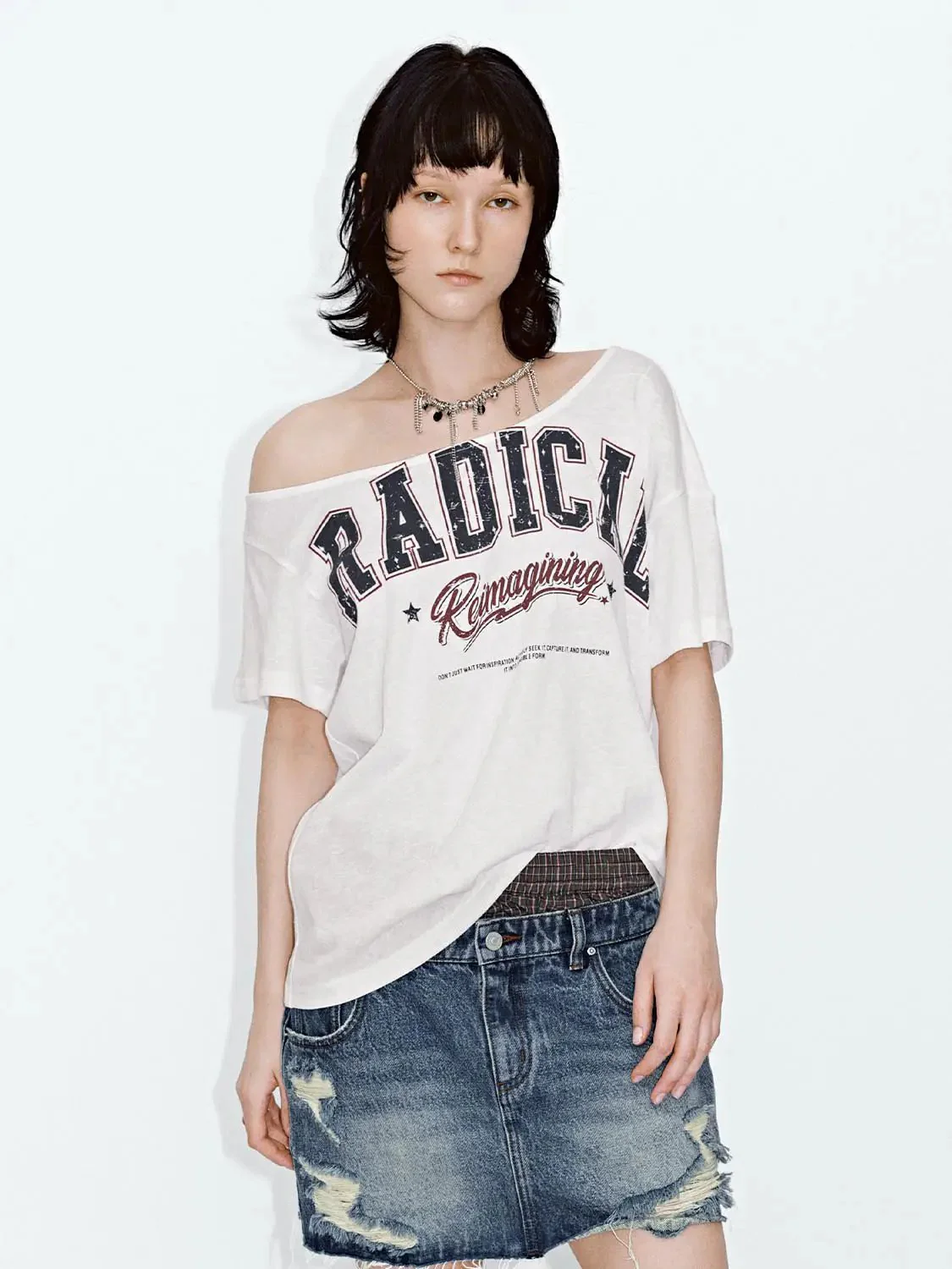 13371-cotton-blend-one-shoulder-contrast-printed-t-shirt-1.webp Cotton Blend One Shoulder Contrast Printed T Shirt
