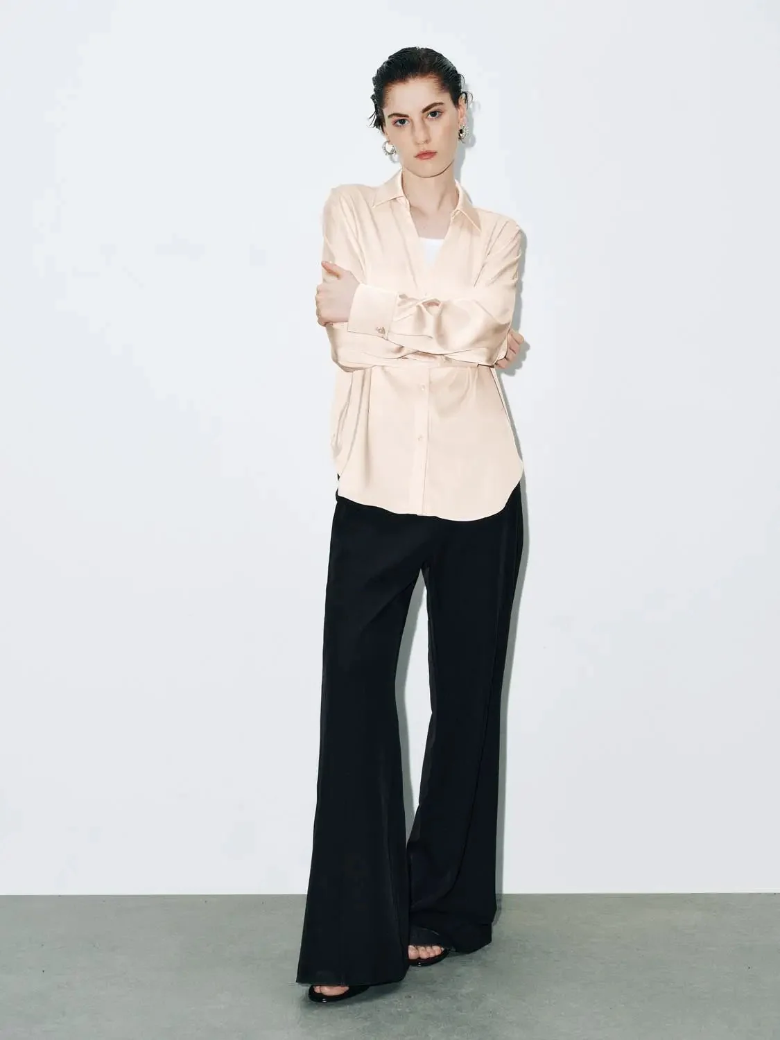 13377-silky-finish-relaxed-stretch-long-sleeve-shirt-4.webp Silky Finish Relaxed Stretch Long Sleeve Shirt