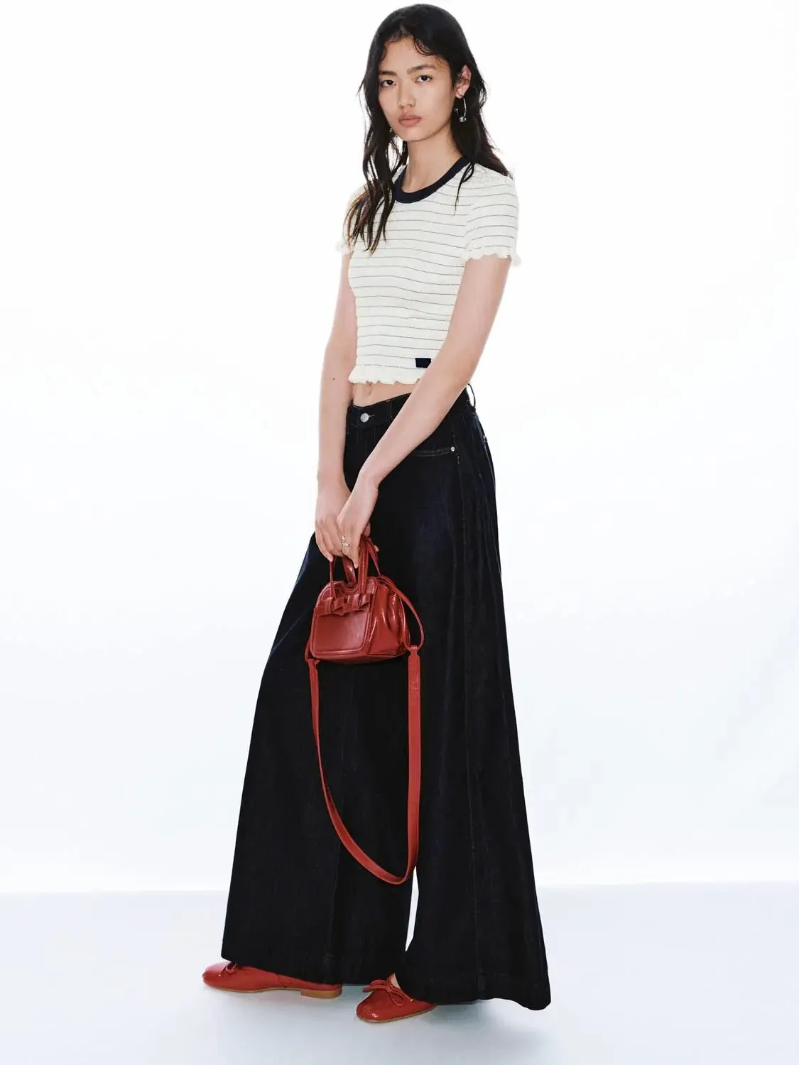 13521-cotton-striped-contrast-crew-neck-ruffle-trim-t-shirts-5.webp Cotton Striped Contrast Crew Neck Ruffle Trim T-Shirts