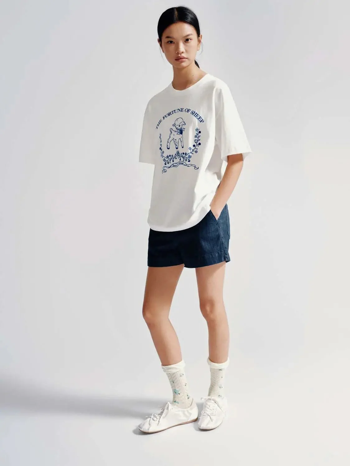13526-cotton-the-fortune-of-sheep-graphic-t-shirt-5.webp Cotton The Fortune Of Sheep Graphic T Shirt