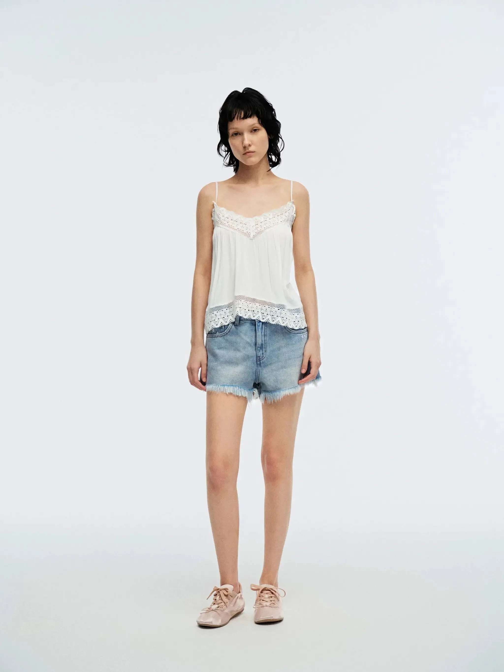Delicate Chiffon Lace Trim Strappy Cami Tops