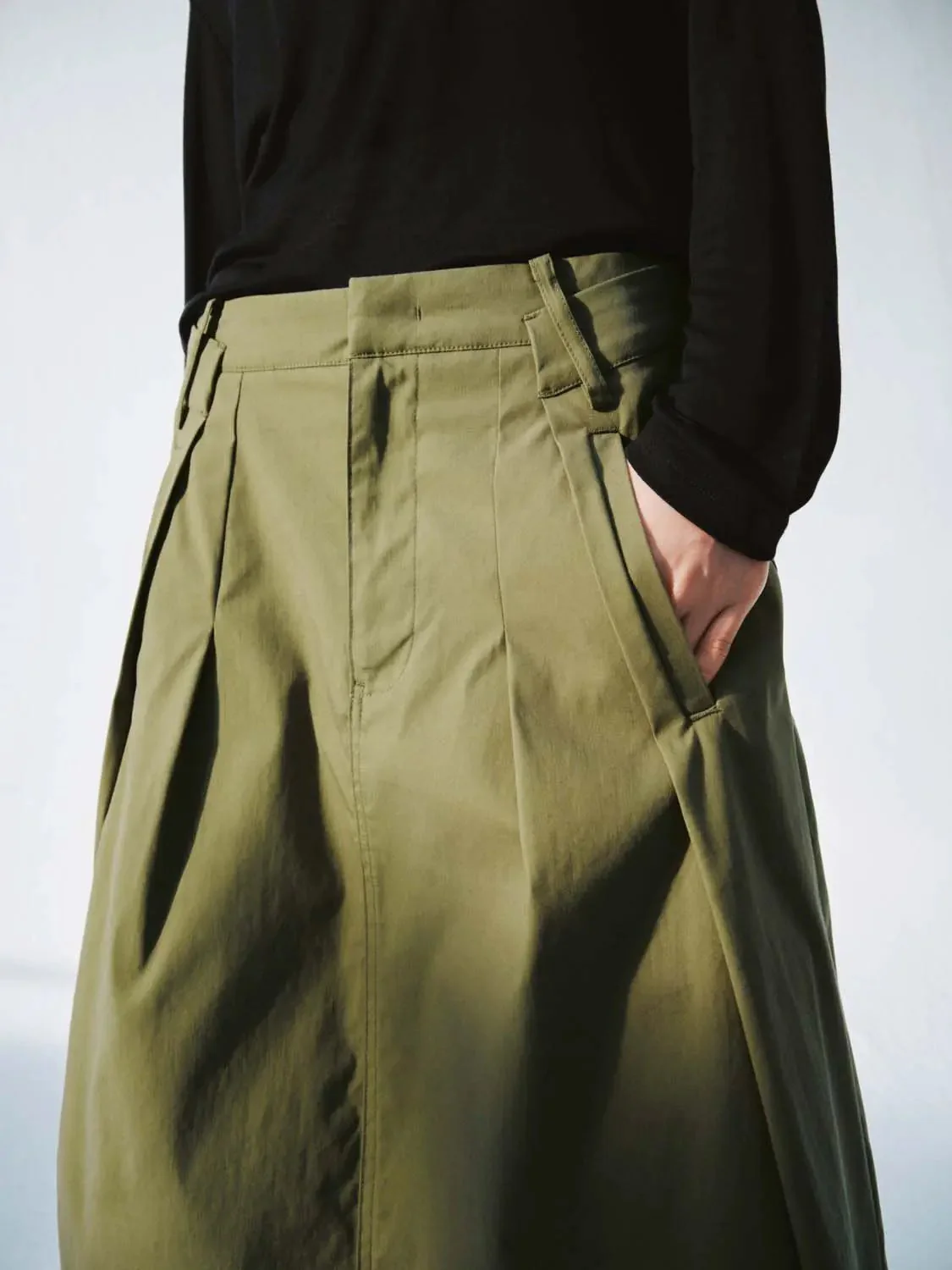 1362-pleat-detail-a-line-midi-cargo-skirts-7.webp Pleat Detail A-Line Midi Cargo Skirts