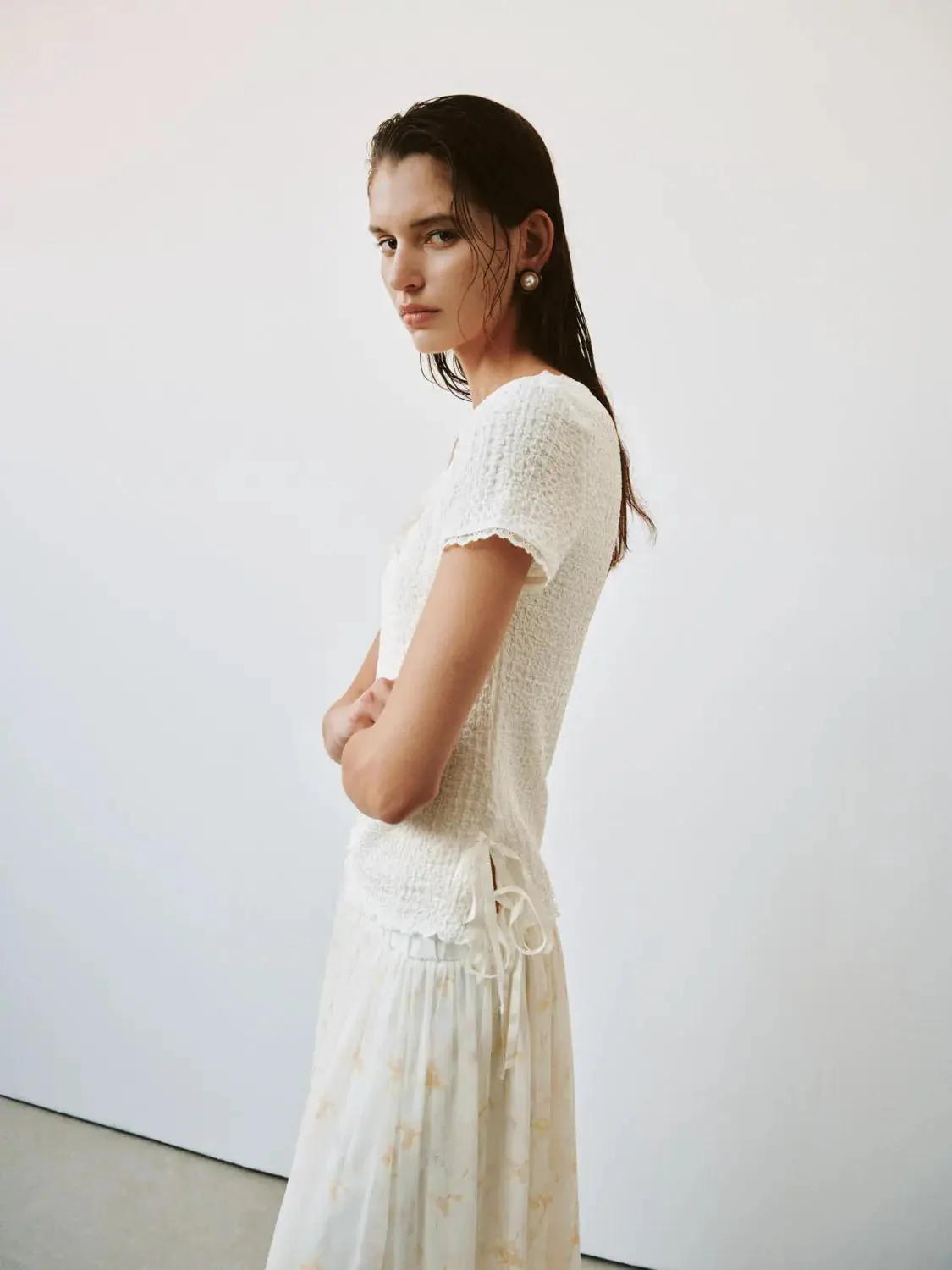 13749-textured-knit-square-neck-ruffle-bow-t-shirts-5.webp Textured Knit Square Neck Ruffle Bow T-Shirts