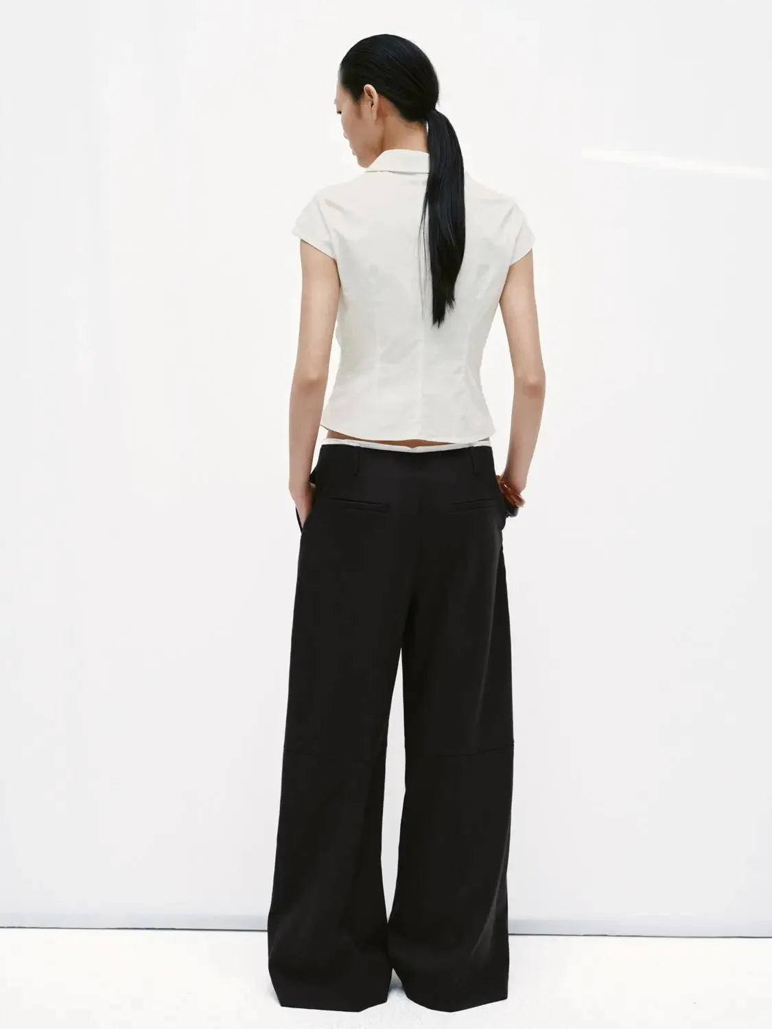 Shirred Zip Up Short Sleeve Shirts With Slight Stretch