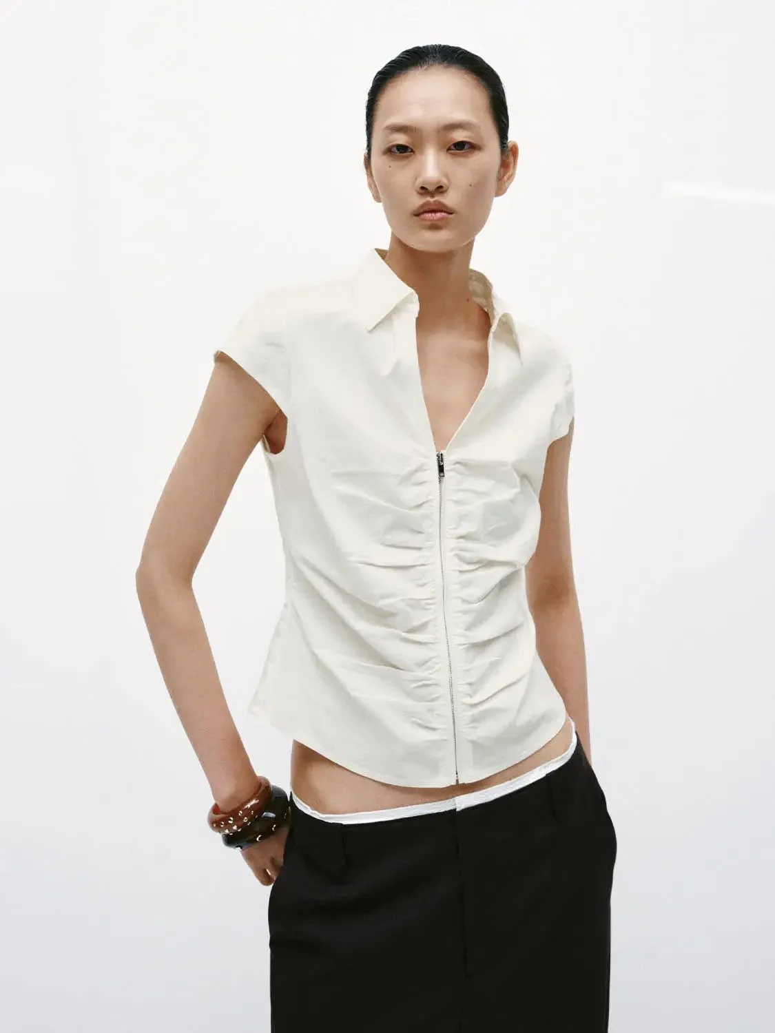 Shirred Zip Up Short Sleeve Shirts With Slight Stretch