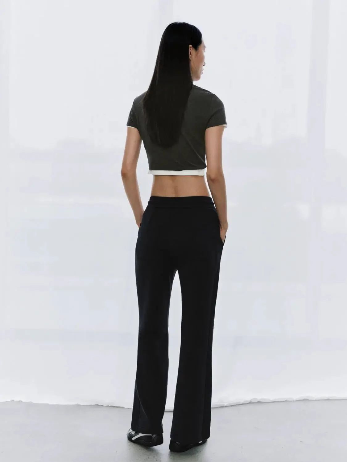 13891-viscose-blend-cropped-crew-neck-skinny-fit-t-shirt-14.webp Viscose Blend Cropped Crew Neck Skinny Fit T Shirt
